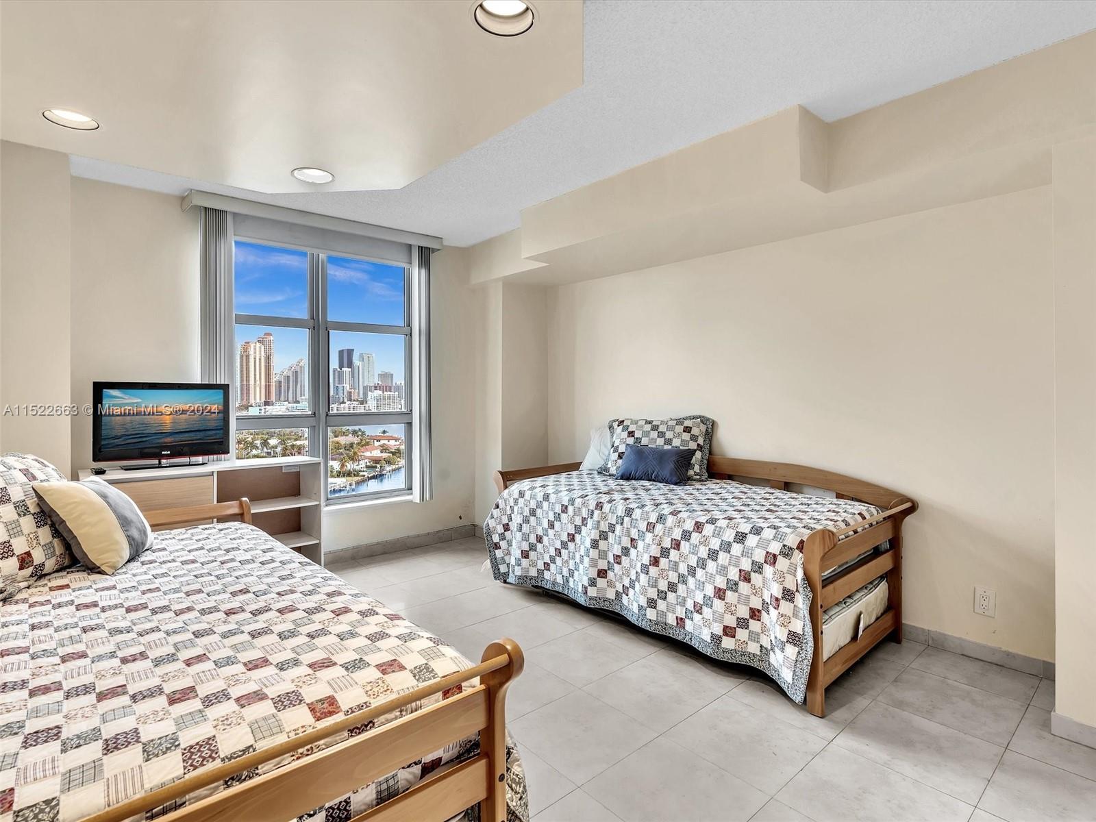 19195 NE 36th Ct 1706, Aventura, Florida 33180, 3 Bedrooms Bedrooms, ,3 BathroomsBathrooms,Residentiallease,For Rent,19195 NE 36th Ct 1706,A11522663