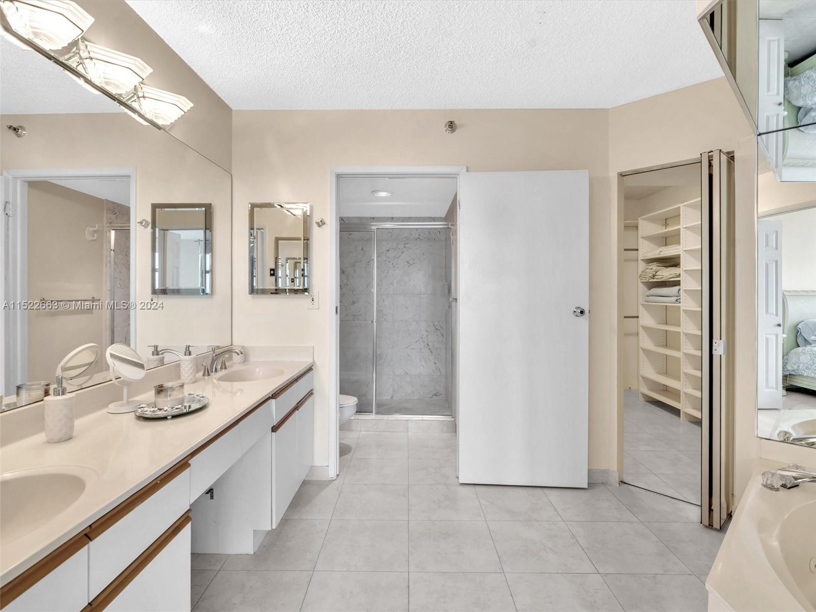 19195 NE 36th Ct 1706, Aventura, Florida 33180, 3 Bedrooms Bedrooms, ,3 BathroomsBathrooms,Residentiallease,For Rent,19195 NE 36th Ct 1706,A11522663