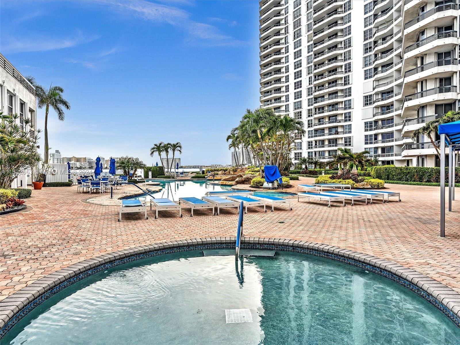 19195 NE 36th Ct 1706, Aventura, Florida 33180, 3 Bedrooms Bedrooms, ,3 BathroomsBathrooms,Residentiallease,For Rent,19195 NE 36th Ct 1706,A11522663