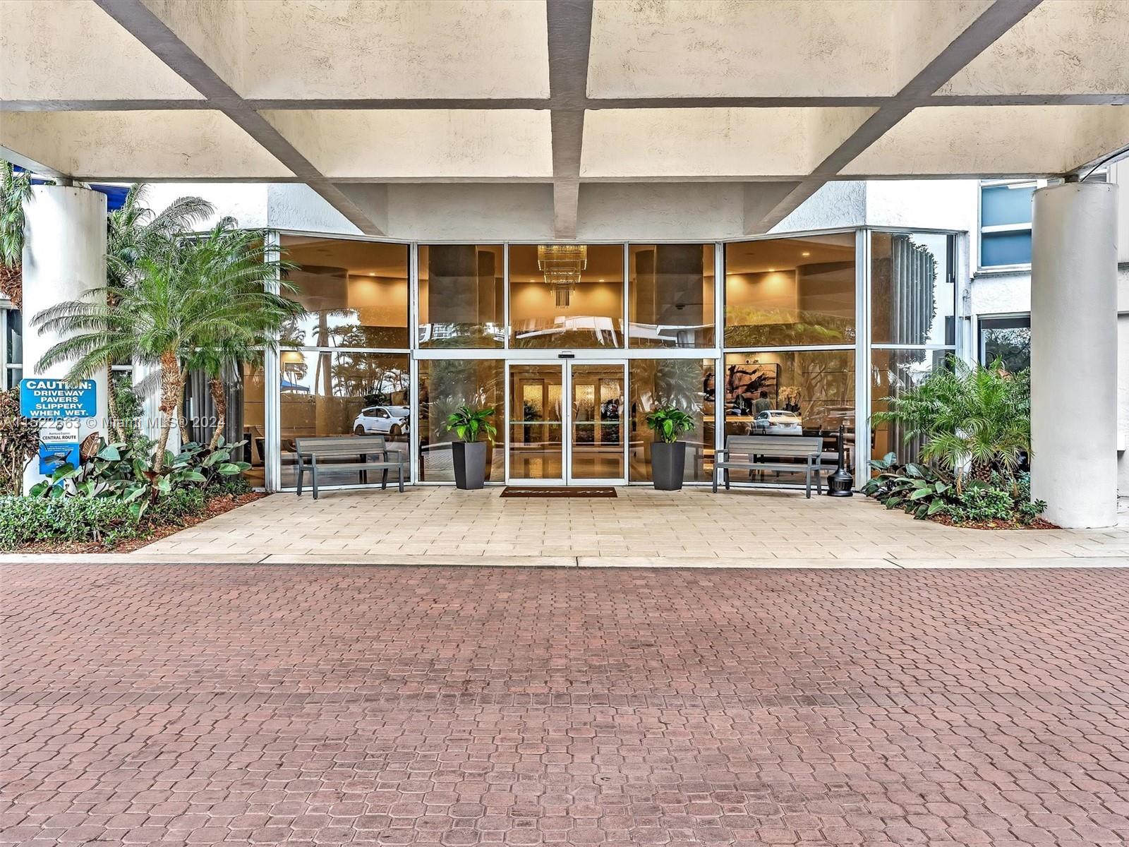 19195 NE 36th Ct 1706, Aventura, Florida 33180, 3 Bedrooms Bedrooms, ,3 BathroomsBathrooms,Residentiallease,For Rent,19195 NE 36th Ct 1706,A11522663