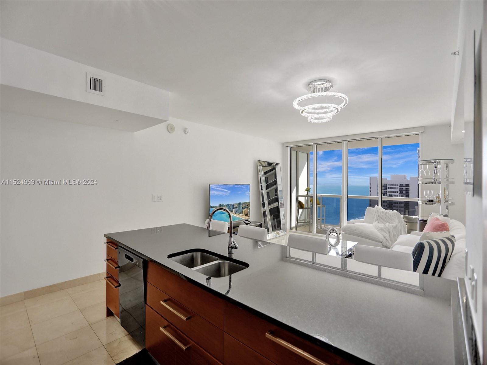 1830 S Ocean Dr 2205 (May 14), Hallandale Beach, Florida 33009, 1 Bedroom Bedrooms, ,1 BathroomBathrooms,Residentiallease,For Rent,1830 S Ocean Dr 2205 (May 14),A11524963