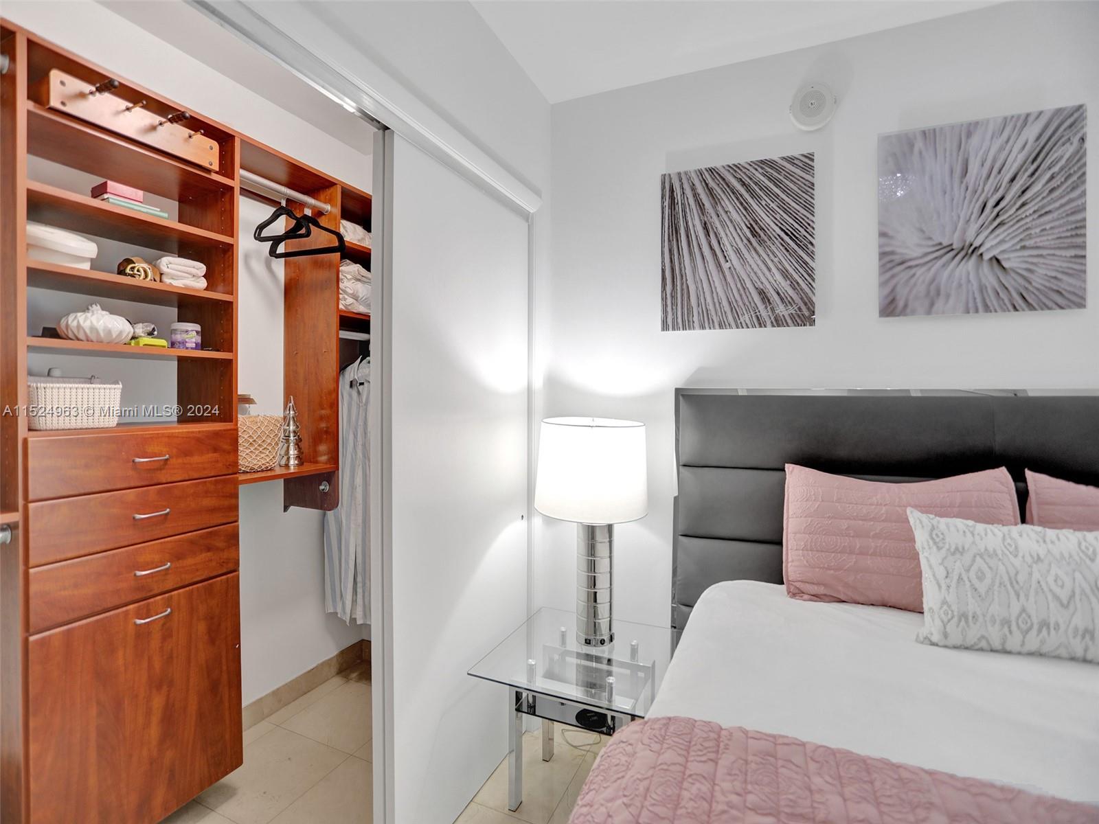 1830 S Ocean Dr 2205 (May 14), Hallandale Beach, Florida 33009, 1 Bedroom Bedrooms, ,1 BathroomBathrooms,Residentiallease,For Rent,1830 S Ocean Dr 2205 (May 14),A11524963