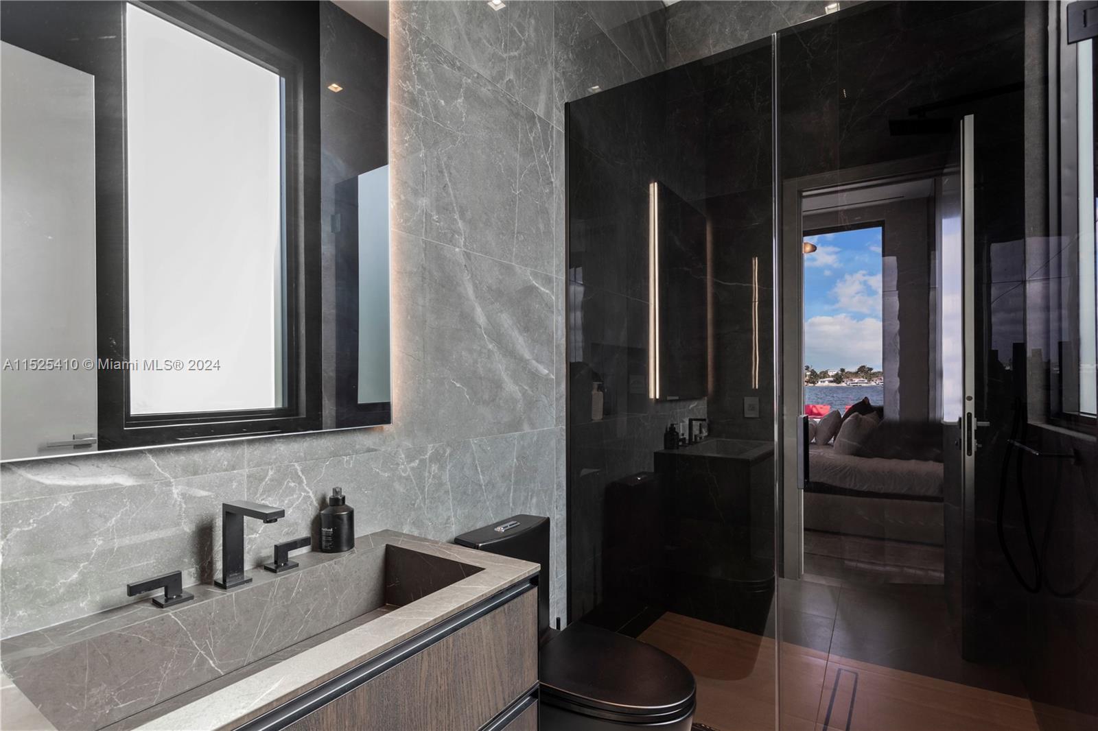 1485 Cleveland Rd, Miami Beach, Florida 33141, 6 Bedrooms Bedrooms, ,6 BathroomsBathrooms,Residential,For Sale,1485 Cleveland Rd,A11525410