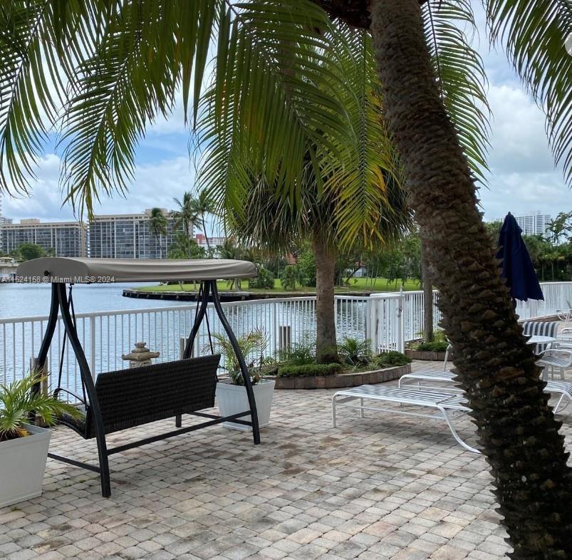 121 Golden Isles Dr 304, Hallandale Beach, Florida 33009, 1 Bedroom Bedrooms, ,1 BathroomBathrooms,Residentiallease,For Rent,121 Golden Isles Dr 304,A11524158