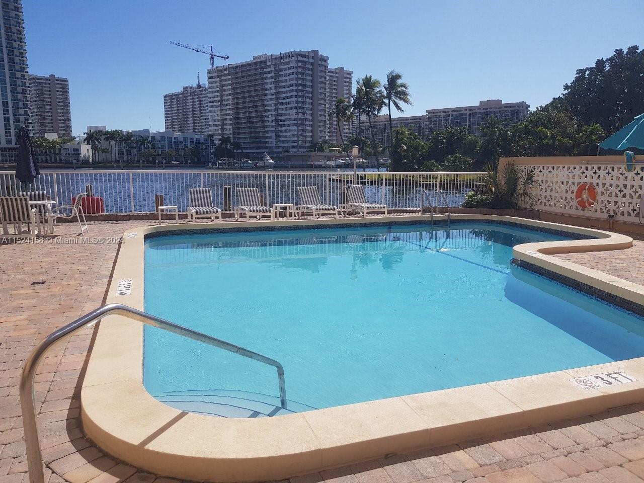 121 Golden Isles Dr 304, Hallandale Beach, Florida 33009, 1 Bedroom Bedrooms, ,1 BathroomBathrooms,Residentiallease,For Rent,121 Golden Isles Dr 304,A11524158
