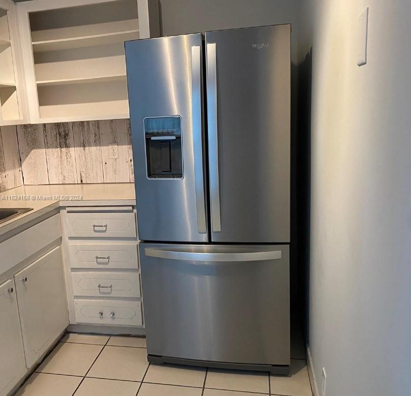 121 Golden Isles Dr 304, Hallandale Beach, Florida 33009, 1 Bedroom Bedrooms, ,1 BathroomBathrooms,Residentiallease,For Rent,121 Golden Isles Dr 304,A11524158