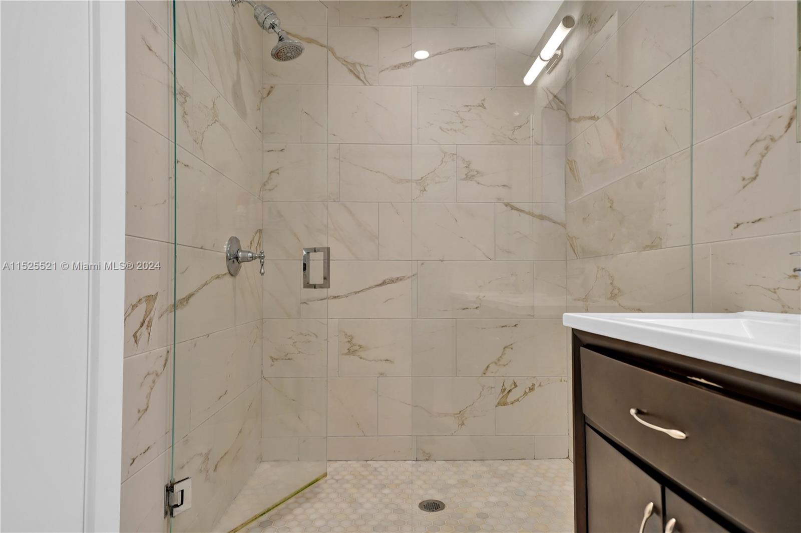 4213 Nautilus Dr, Miami Beach, Florida 33140, 5 Bedrooms Bedrooms, ,5 BathroomsBathrooms,Residential,For Sale,4213 Nautilus Dr,A11525521