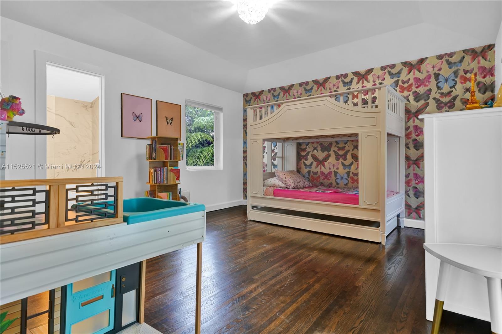 4213 Nautilus Dr, Miami Beach, FL 33140, 5 Bedrooms Bedrooms, ,5 BathroomsBathrooms,Residential,For Sale,Nautilus Dr,A11525521