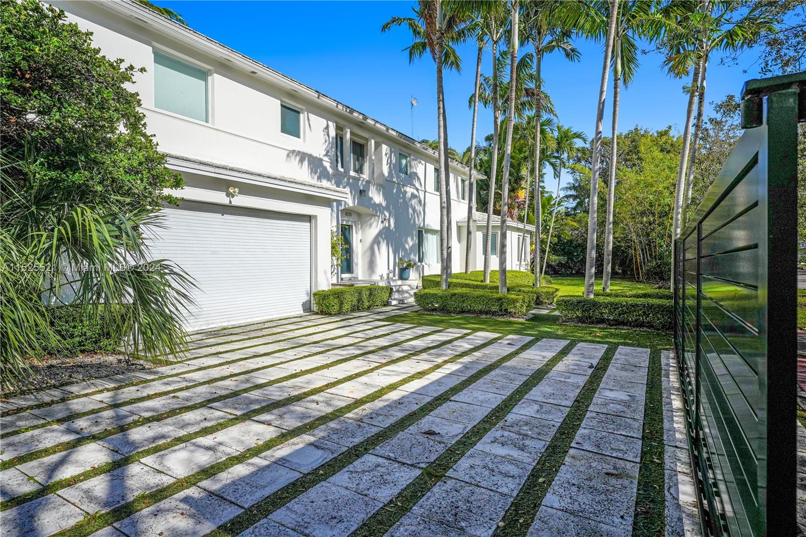 4213 Nautilus Dr, Miami Beach, Florida 33140, 5 Bedrooms Bedrooms, ,5 BathroomsBathrooms,Residential,For Sale,4213 Nautilus Dr,A11525521