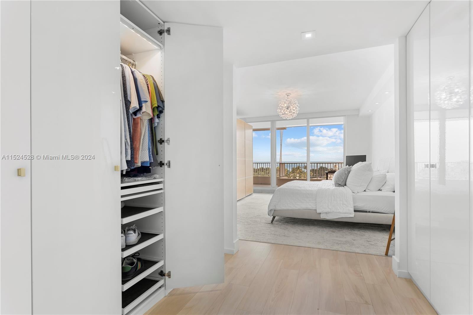 781 Crandon Blvd, Key Biscayne, FL, 33149 United States, 3 Bedrooms Bedrooms, ,3 BathroomsBathrooms,Residential,For Sale,Crandon Blvd,A11524528