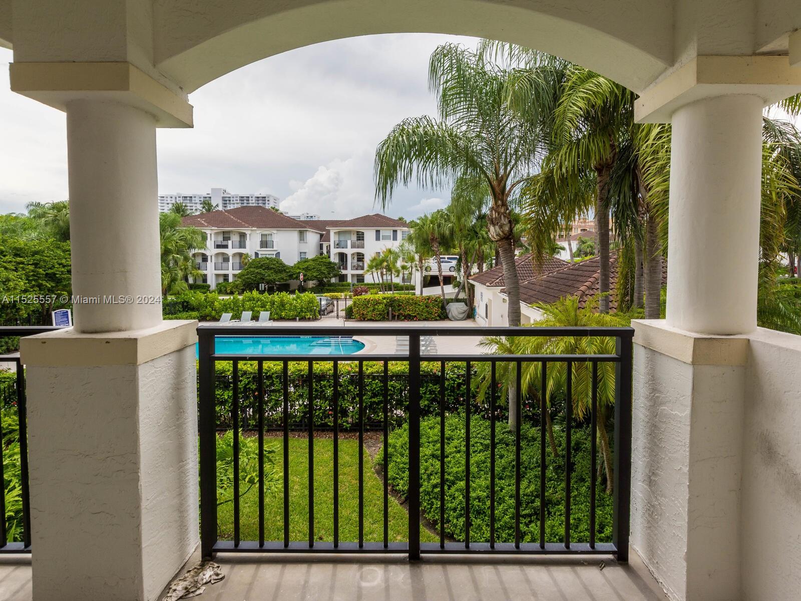 Aventura, Florida 33160, 1 Bedroom Bedrooms, ,1 BathroomBathrooms,Residentiallease,For Rent,A11525557