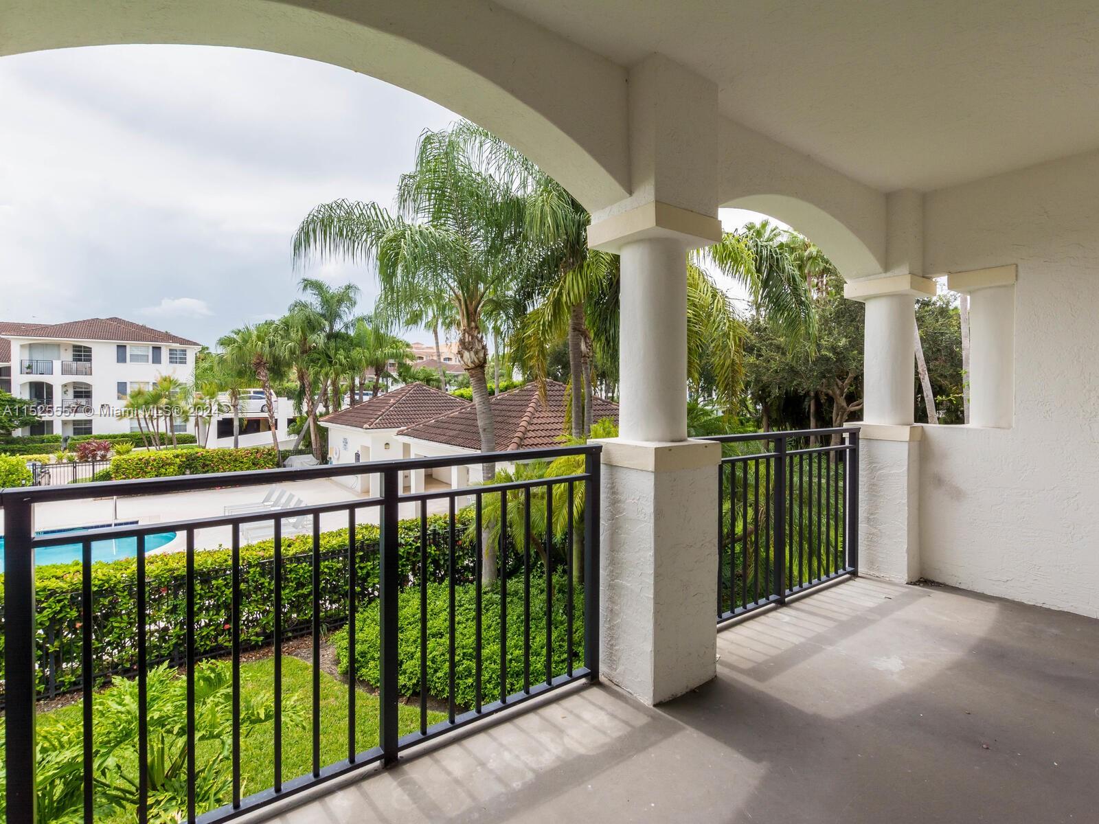 Aventura, Florida 33160, 1 Bedroom Bedrooms, ,1 BathroomBathrooms,Residentiallease,For Rent,A11525557