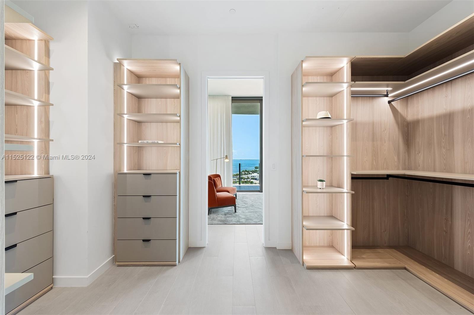 2811 Bayshore Dr, Miami, FL, 33133 United States, 3 Bedrooms Bedrooms, ,3 BathroomsBathrooms,Residential,For Sale,Bayshore Dr,A11525122