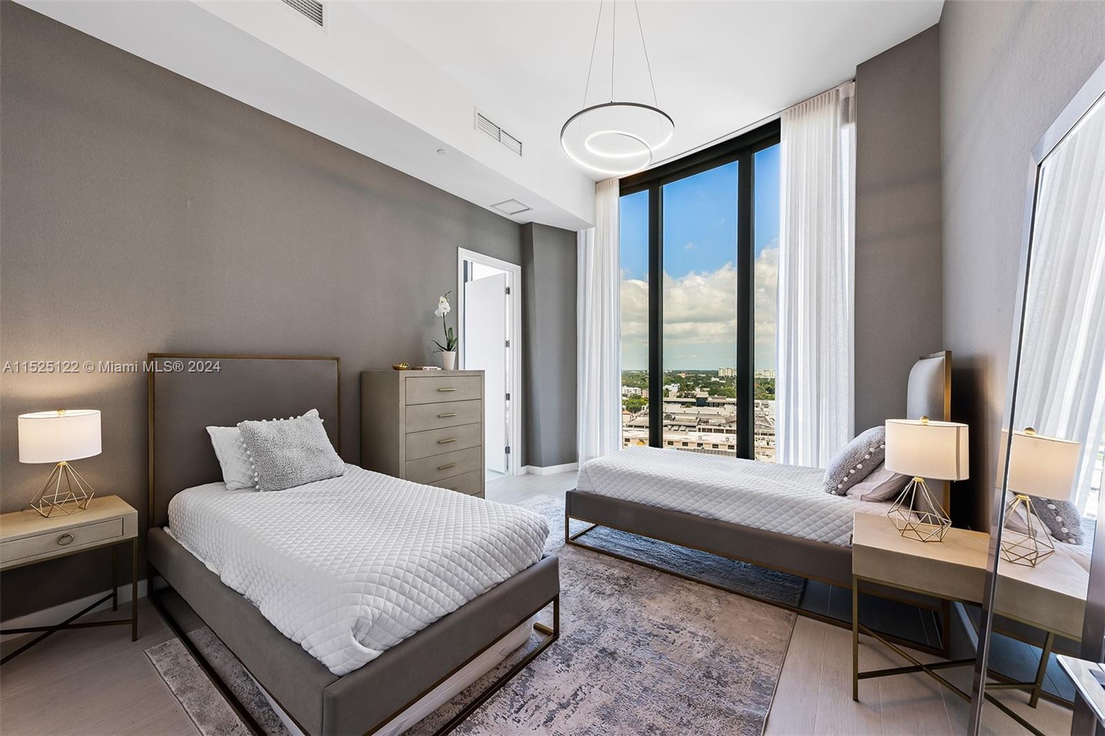 2811 Bayshore Dr, Miami, FL, 33133 United States, 3 Bedrooms Bedrooms, ,3 BathroomsBathrooms,Residential,For Sale,Bayshore Dr,A11525122