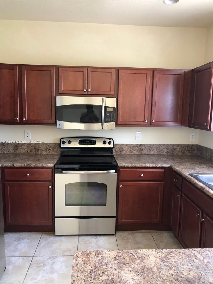 16357 SW 71st Ter 16357, Miami, Florida 33193, 3 Bedrooms Bedrooms, ,2 BathroomsBathrooms,Residentiallease,For Rent,16357 SW 71st Ter 16357,A11525594