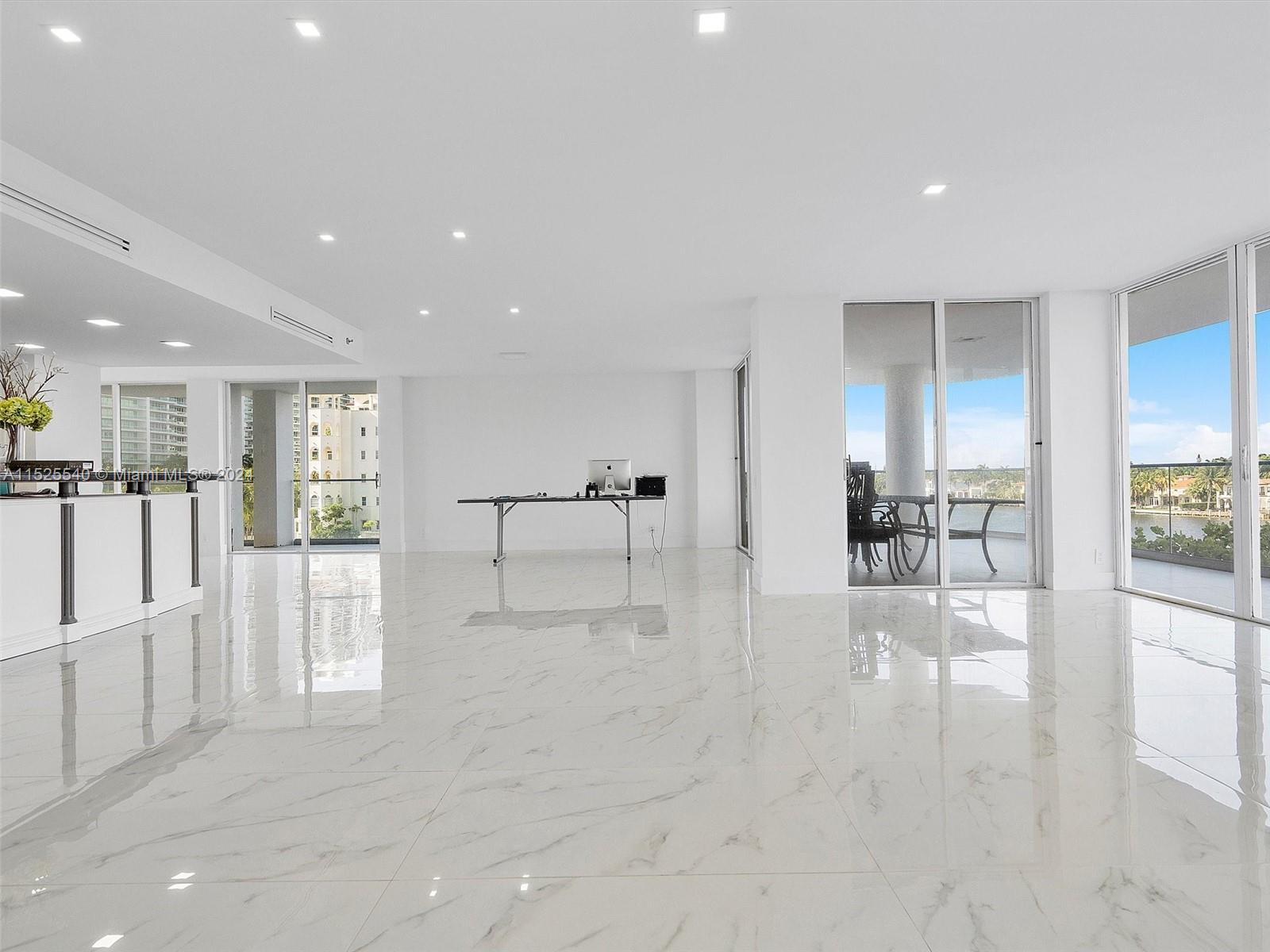 19707 Turnberry Way 5J, Aventura, Florida 33180, 5 Bedrooms Bedrooms, ,5 BathroomsBathrooms,Residential,For Sale,19707 Turnberry Way 5J,A11525540