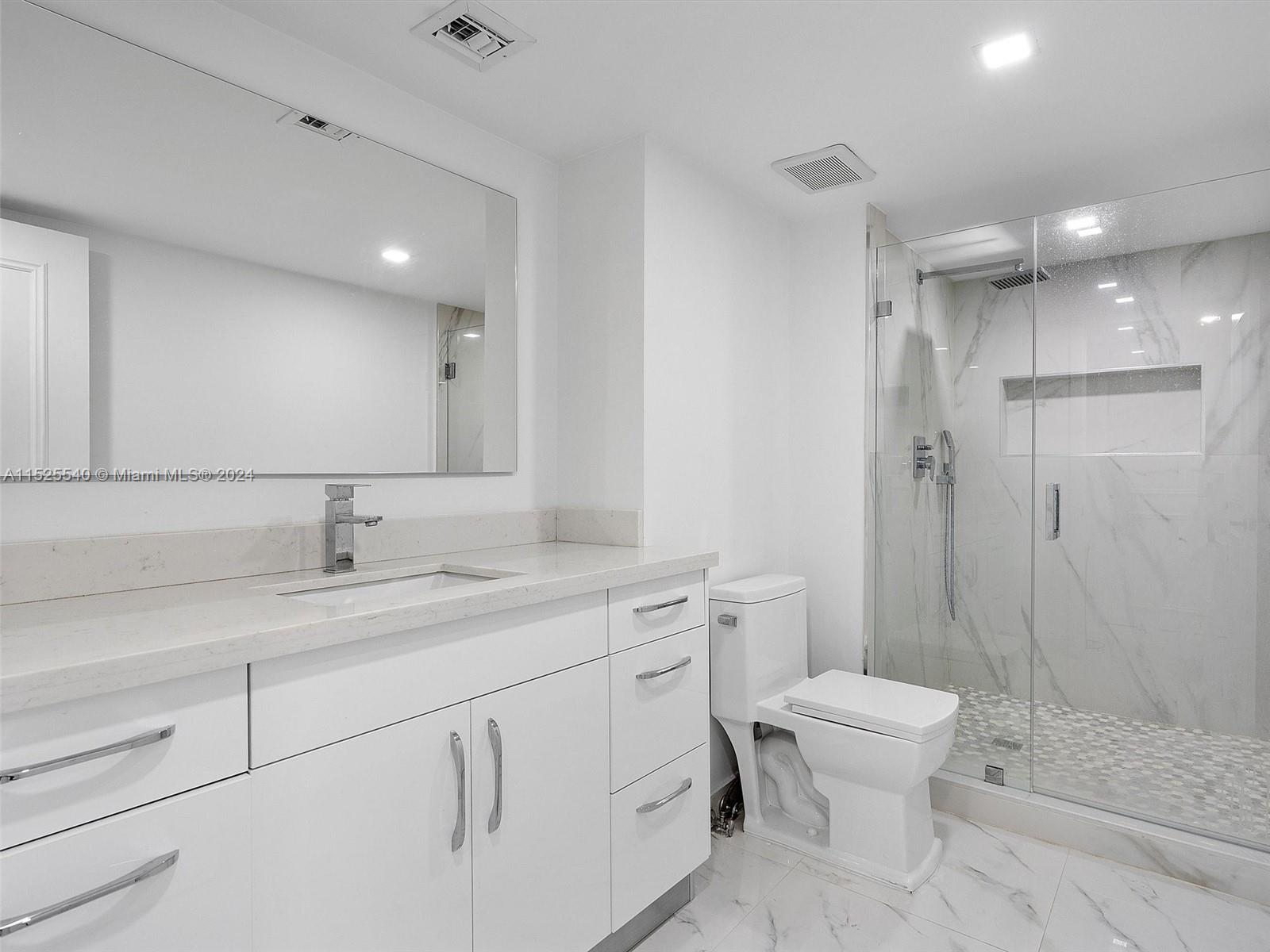 19707 Turnberry Way 5J, Aventura, Florida 33180, 5 Bedrooms Bedrooms, ,5 BathroomsBathrooms,Residential,For Sale,19707 Turnberry Way 5J,A11525540