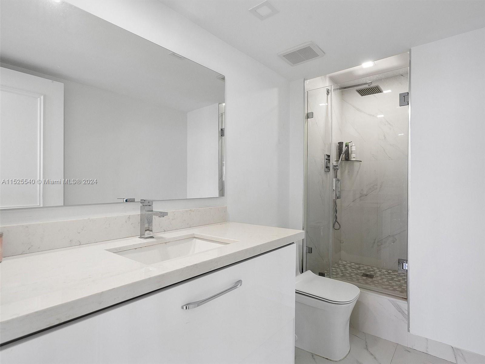 19707 Turnberry Way 5J, Aventura, Florida 33180, 5 Bedrooms Bedrooms, ,5 BathroomsBathrooms,Residential,For Sale,19707 Turnberry Way 5J,A11525540