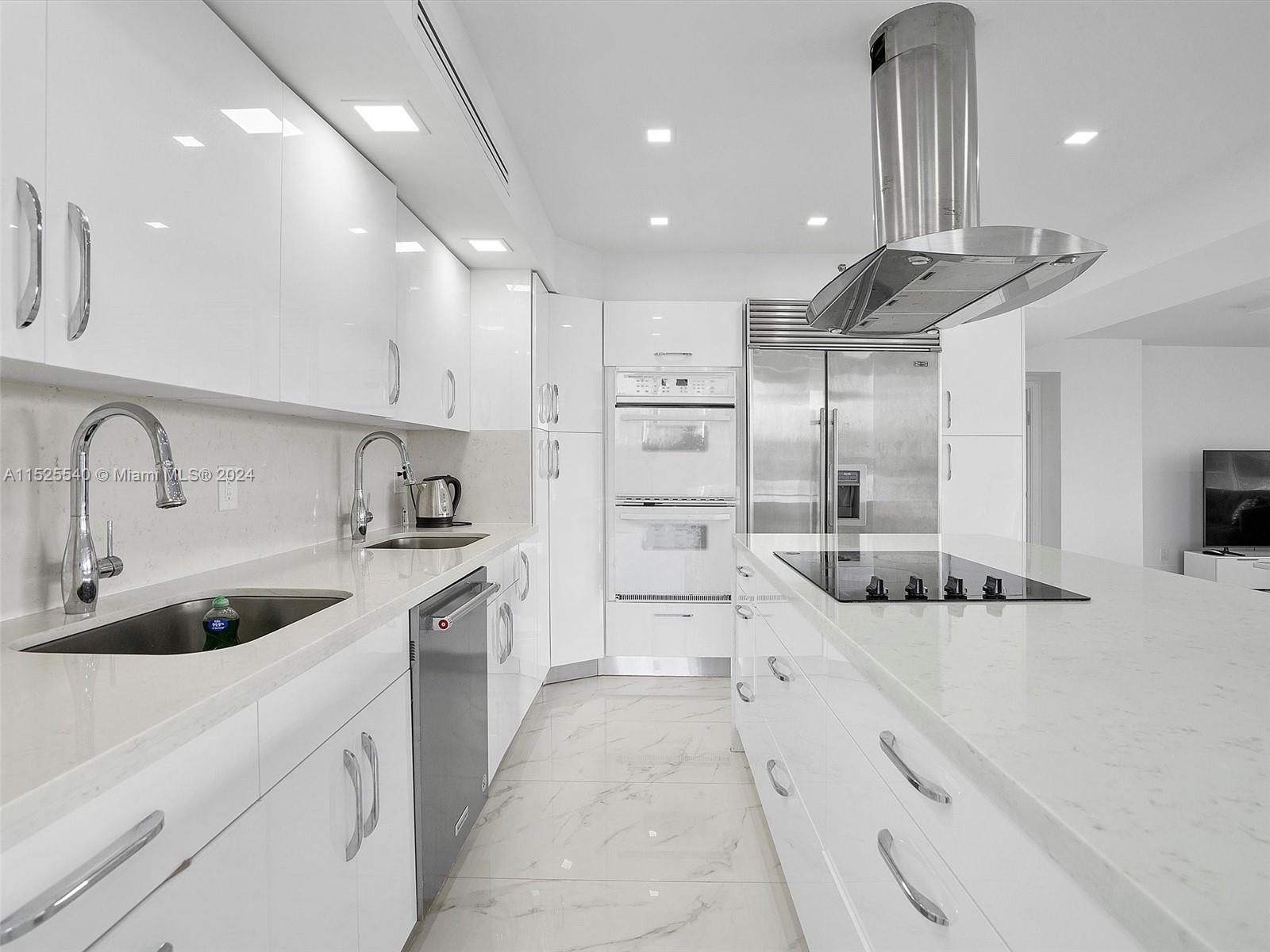 19707 Turnberry Way 5J, Aventura, Florida 33180, 5 Bedrooms Bedrooms, ,5 BathroomsBathrooms,Residential,For Sale,19707 Turnberry Way 5J,A11525540