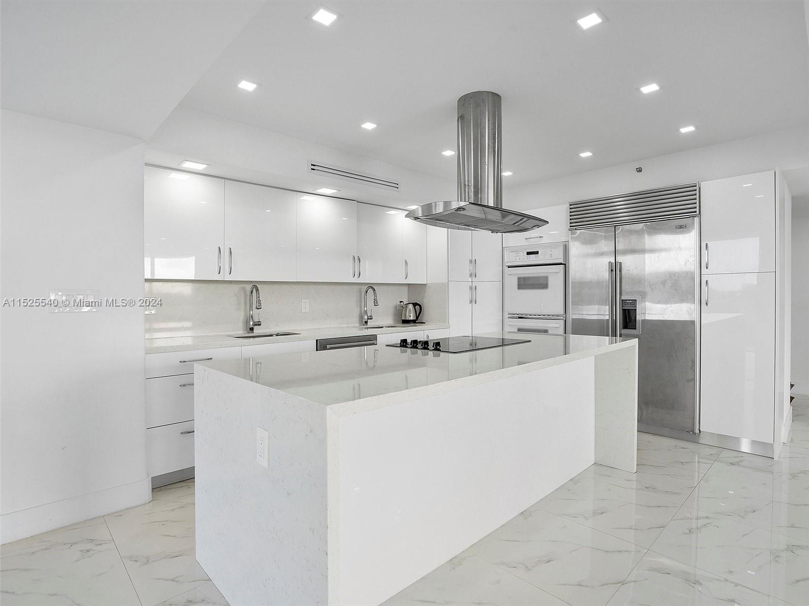 19707 Turnberry Way 5J, Aventura, Florida 33180, 5 Bedrooms Bedrooms, ,5 BathroomsBathrooms,Residential,For Sale,19707 Turnberry Way 5J,A11525540