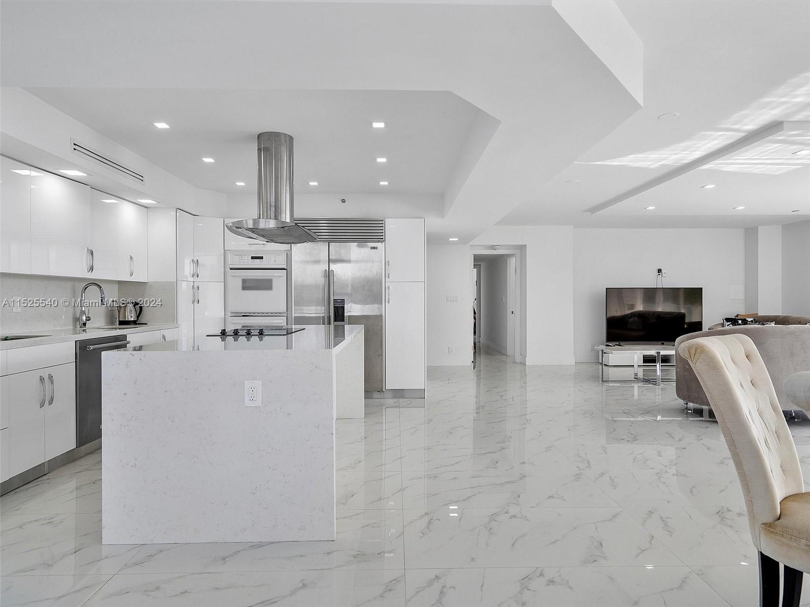 19707 Turnberry Way 5J, Aventura, Florida 33180, 5 Bedrooms Bedrooms, ,5 BathroomsBathrooms,Residential,For Sale,19707 Turnberry Way 5J,A11525540