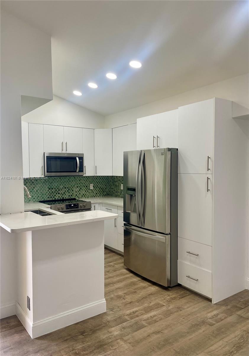 7610 Westwood Dr 126, Tamarac, Florida 33321, 2 Bedrooms Bedrooms, ,2 BathroomsBathrooms,Residential,For Sale,7610 Westwood Dr 126,A11524181