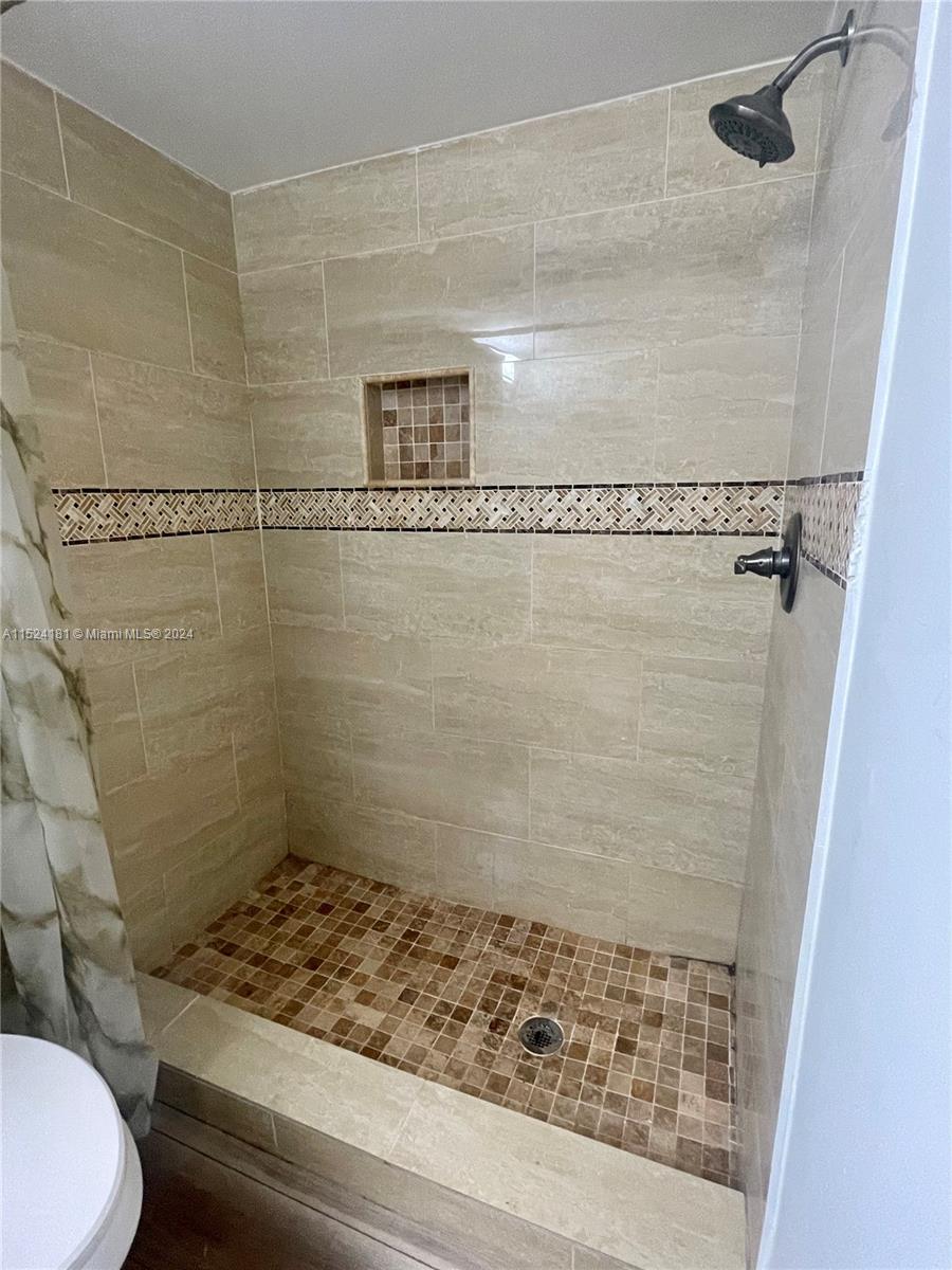 7610 Westwood Dr 126, Tamarac, Florida 33321, 2 Bedrooms Bedrooms, ,2 BathroomsBathrooms,Residential,For Sale,7610 Westwood Dr 126,A11524181