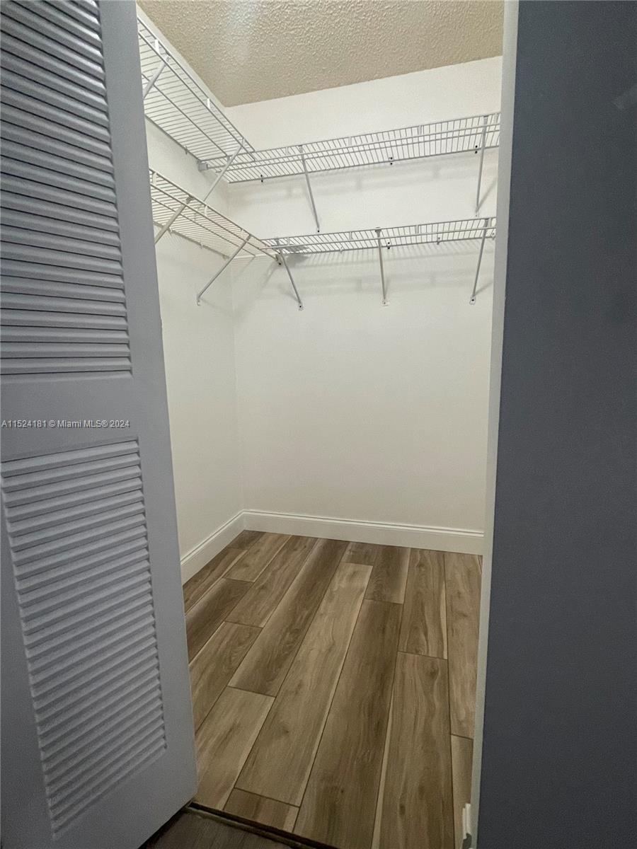 7610 Westwood Dr 126, Tamarac, Florida 33321, 2 Bedrooms Bedrooms, ,2 BathroomsBathrooms,Residential,For Sale,7610 Westwood Dr 126,A11524181