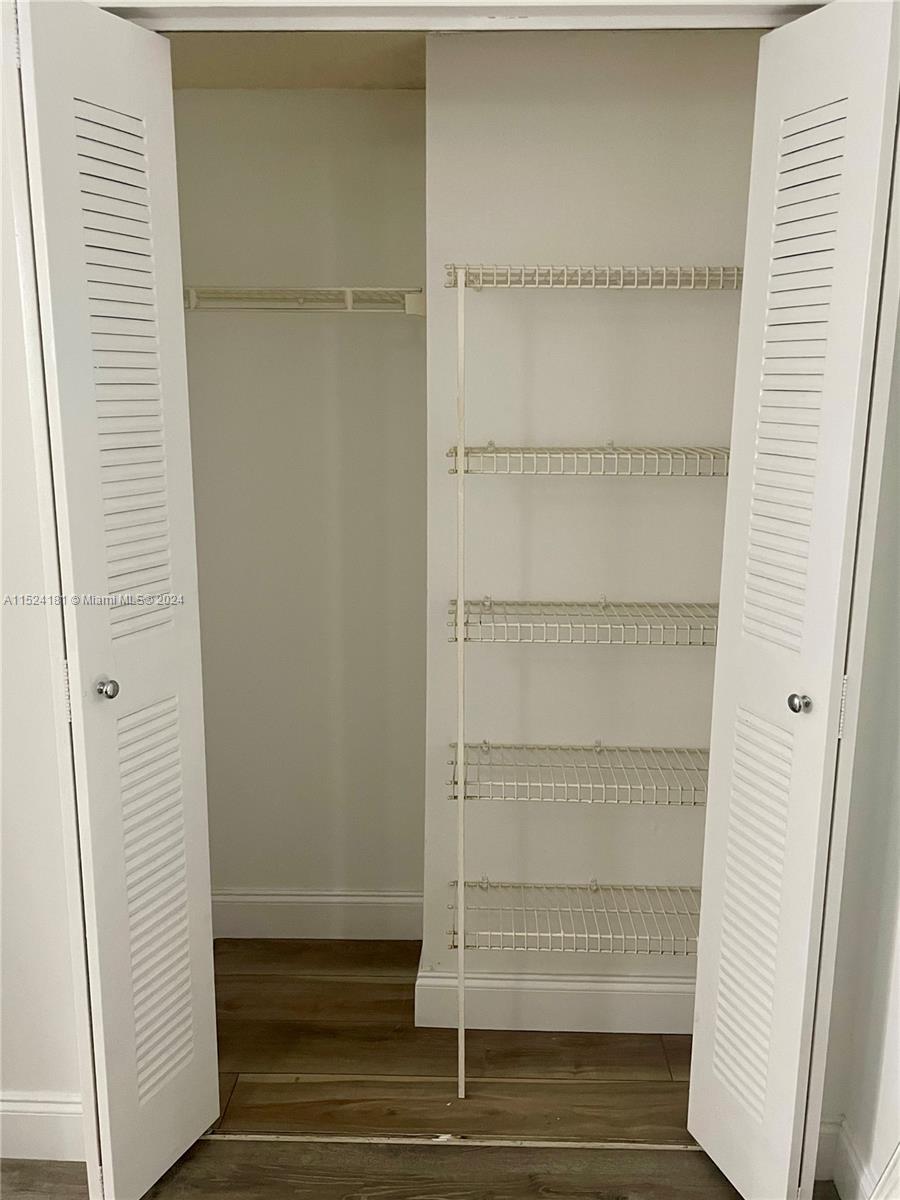 7610 Westwood Dr 126, Tamarac, Florida 33321, 2 Bedrooms Bedrooms, ,2 BathroomsBathrooms,Residential,For Sale,7610 Westwood Dr 126,A11524181