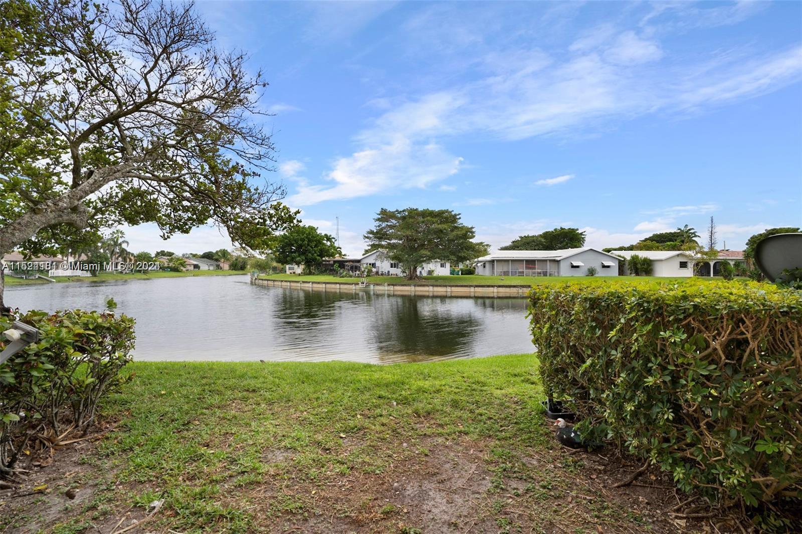 7610 Westwood Dr 126, Tamarac, Florida 33321, 2 Bedrooms Bedrooms, ,2 BathroomsBathrooms,Residential,For Sale,7610 Westwood Dr 126,A11524181