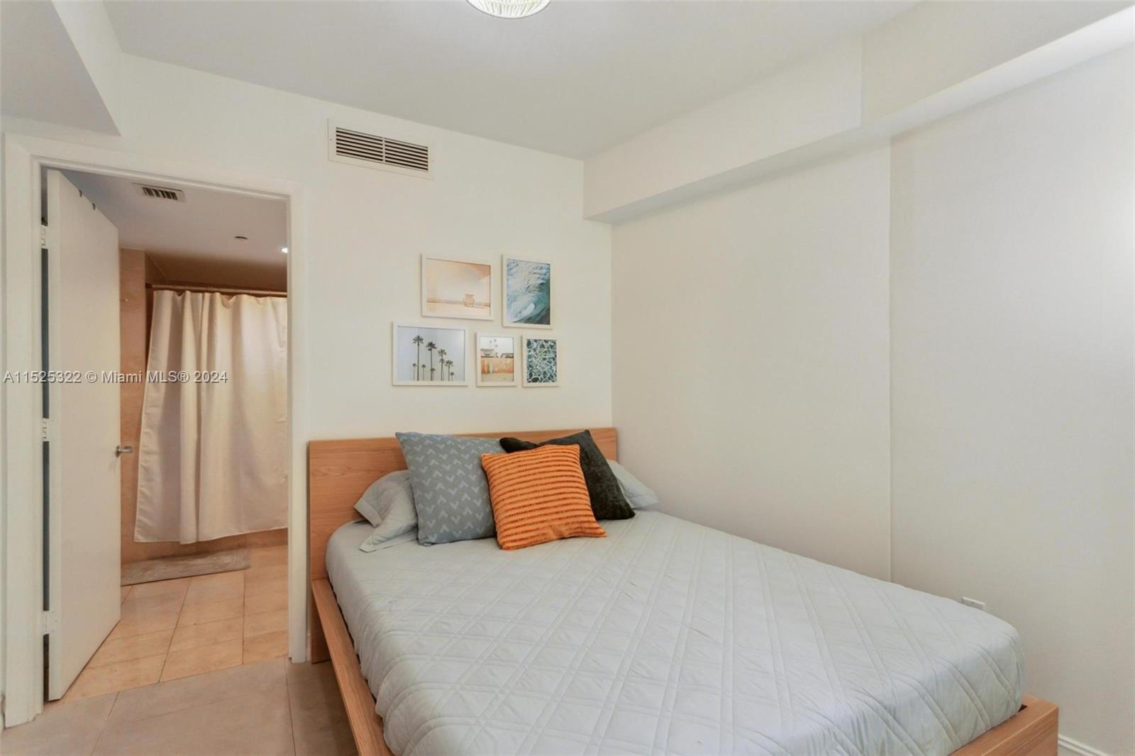 1800 S OCEAN DR 809, Hallandale Beach, Florida 33009, 2 Bedrooms Bedrooms, ,1 BathroomBathrooms,Residentiallease,For Rent,1800 S OCEAN DR 809,A11525322