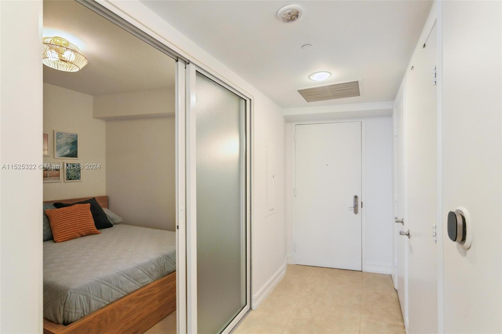 1800 S OCEAN DR 809, Hallandale Beach, Florida 33009, 2 Bedrooms Bedrooms, ,1 BathroomBathrooms,Residentiallease,For Rent,1800 S OCEAN DR 809,A11525322