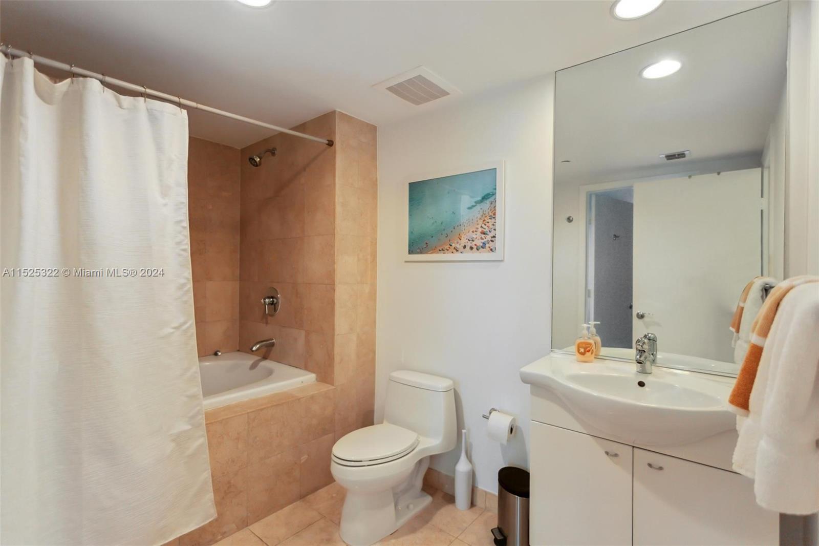 1800 S OCEAN DR 809, Hallandale Beach, Florida 33009, 2 Bedrooms Bedrooms, ,1 BathroomBathrooms,Residentiallease,For Rent,1800 S OCEAN DR 809,A11525322