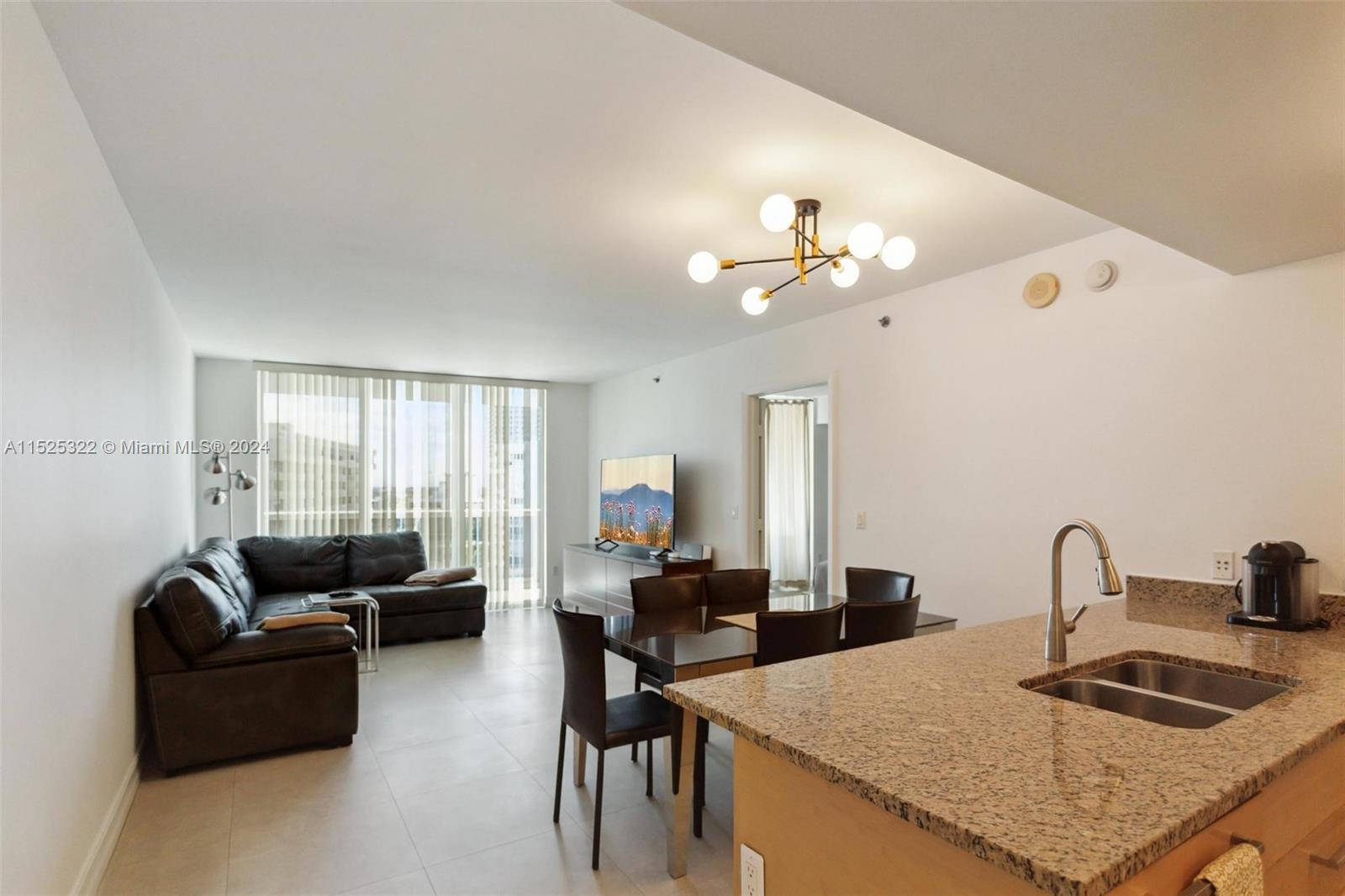 1800 S OCEAN DR 809, Hallandale Beach, Florida 33009, 2 Bedrooms Bedrooms, ,1 BathroomBathrooms,Residentiallease,For Rent,1800 S OCEAN DR 809,A11525322