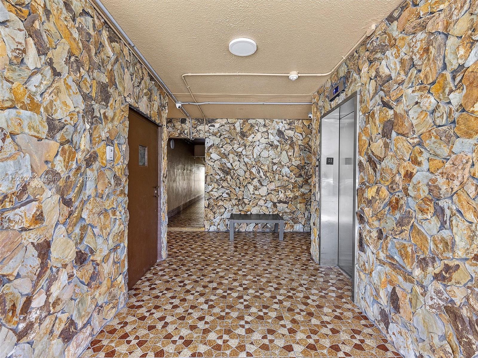 219 NE 14th Ave 101, Hallandale Beach, Florida 33009, 2 Bedrooms Bedrooms, ,2 BathroomsBathrooms,Residential,For Sale,219 NE 14th Ave 101,A11525073