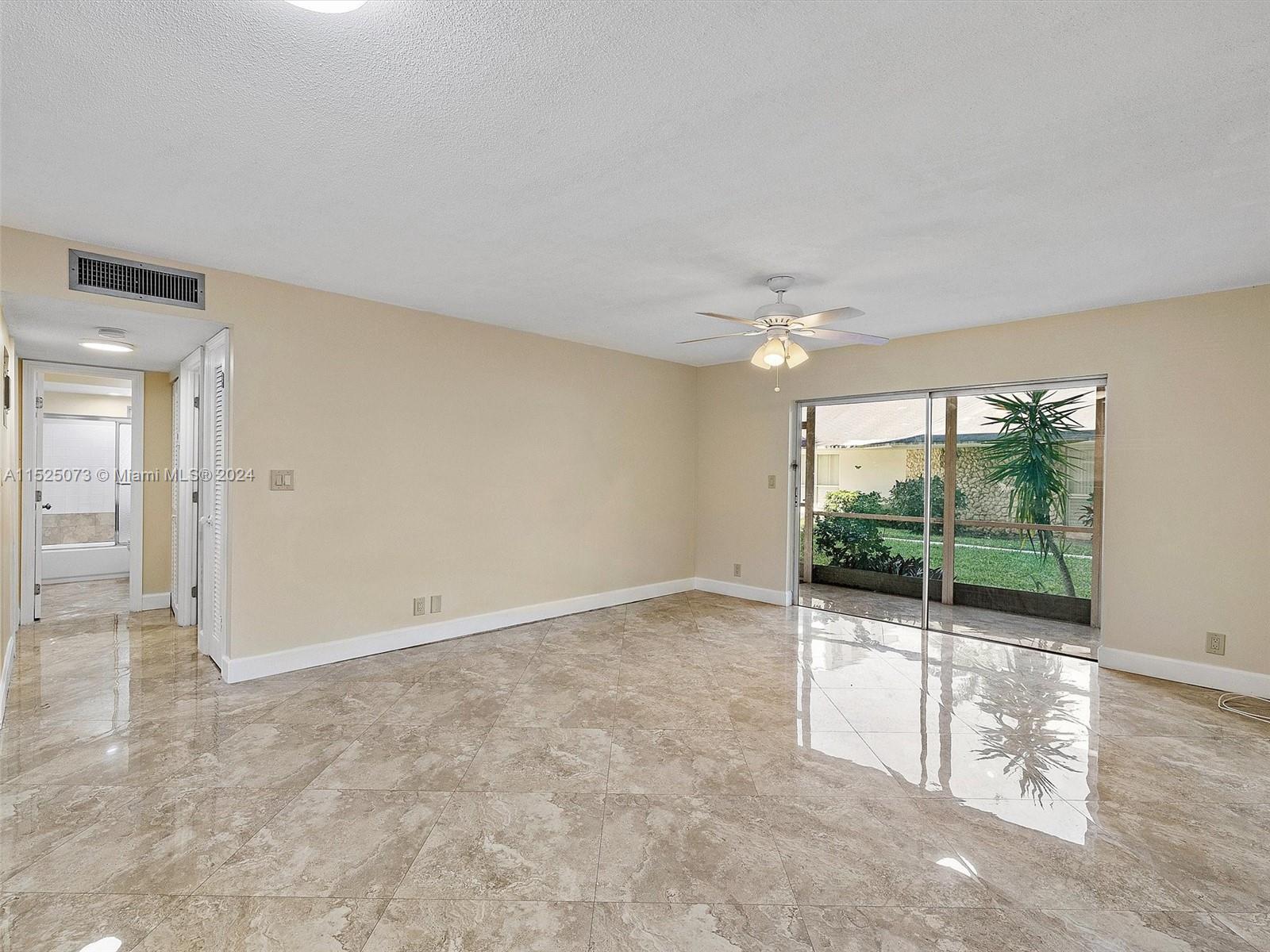 219 NE 14th Ave 101, Hallandale Beach, Florida 33009, 2 Bedrooms Bedrooms, ,2 BathroomsBathrooms,Residential,For Sale,219 NE 14th Ave 101,A11525073