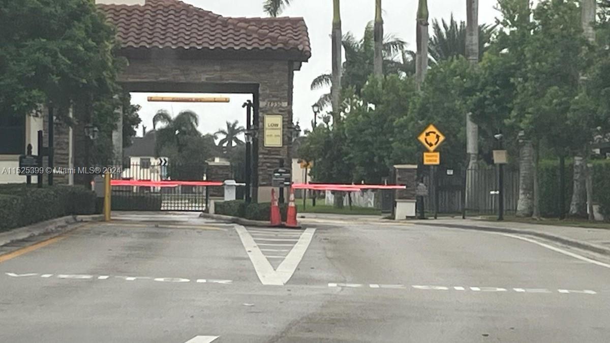 11524 SW 250th St 11524, Homestead, Florida 33032, 3 Bedrooms Bedrooms, ,2 BathroomsBathrooms,Residentiallease,For Rent,11524 SW 250th St 11524,A11525399