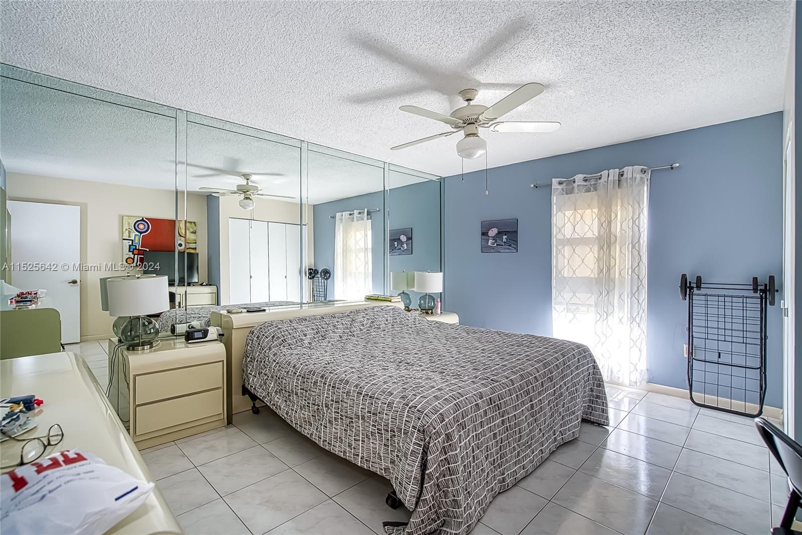 201 178th Dr, Sunny Isles Beach, FL, 33160 United States, 2 Bedrooms Bedrooms, ,2 BathroomsBathrooms,Residential,For Sale,178th Dr,A11525642