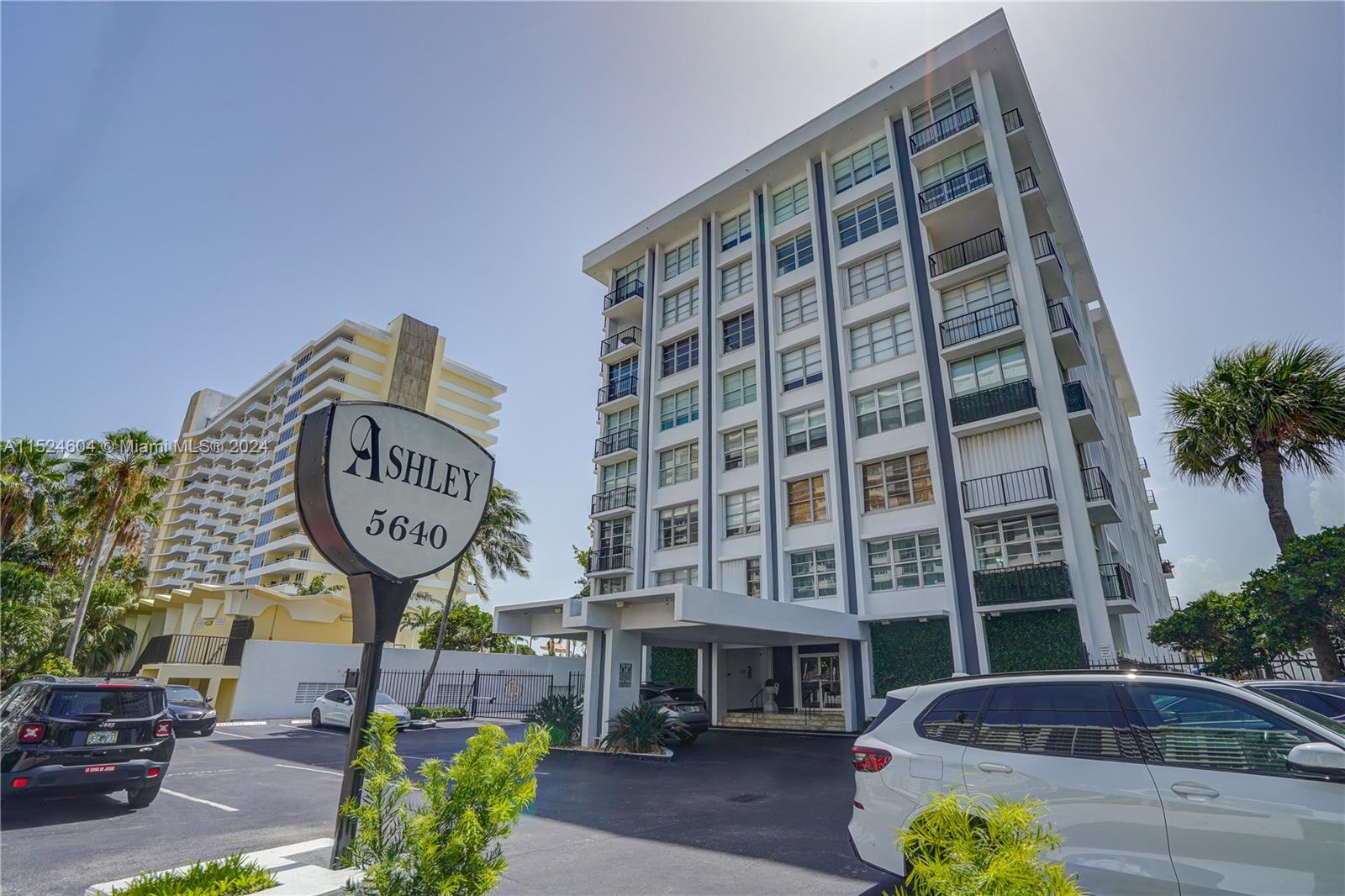 5640 Collins Ave 7B, Miami Beach, Florida 33140, 2 Bedrooms Bedrooms, ,2 BathroomsBathrooms,Residential,For Sale,5640 Collins Ave 7B,A11524604