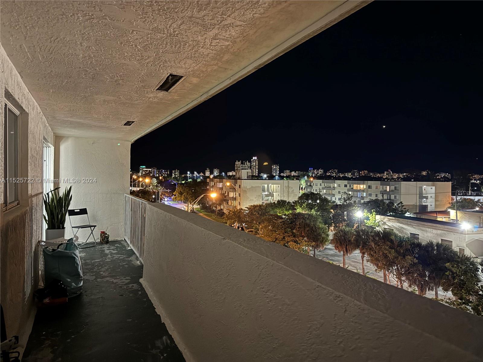 1975 Normandy Dr 504, Miami Beach, Florida 33141, 2 Bedrooms Bedrooms, ,1 BathroomBathrooms,Residential,For Sale,1975 Normandy Dr 504,A11525722