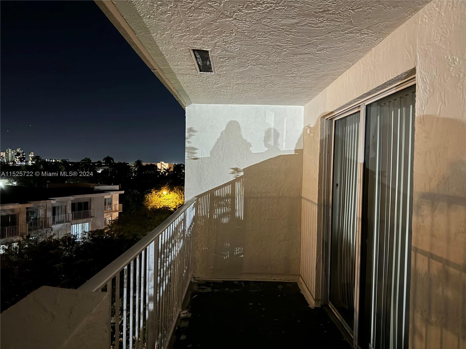 1975 Normandy Dr 504, Miami Beach, Florida 33141, 2 Bedrooms Bedrooms, ,1 BathroomBathrooms,Residential,For Sale,1975 Normandy Dr 504,A11525722