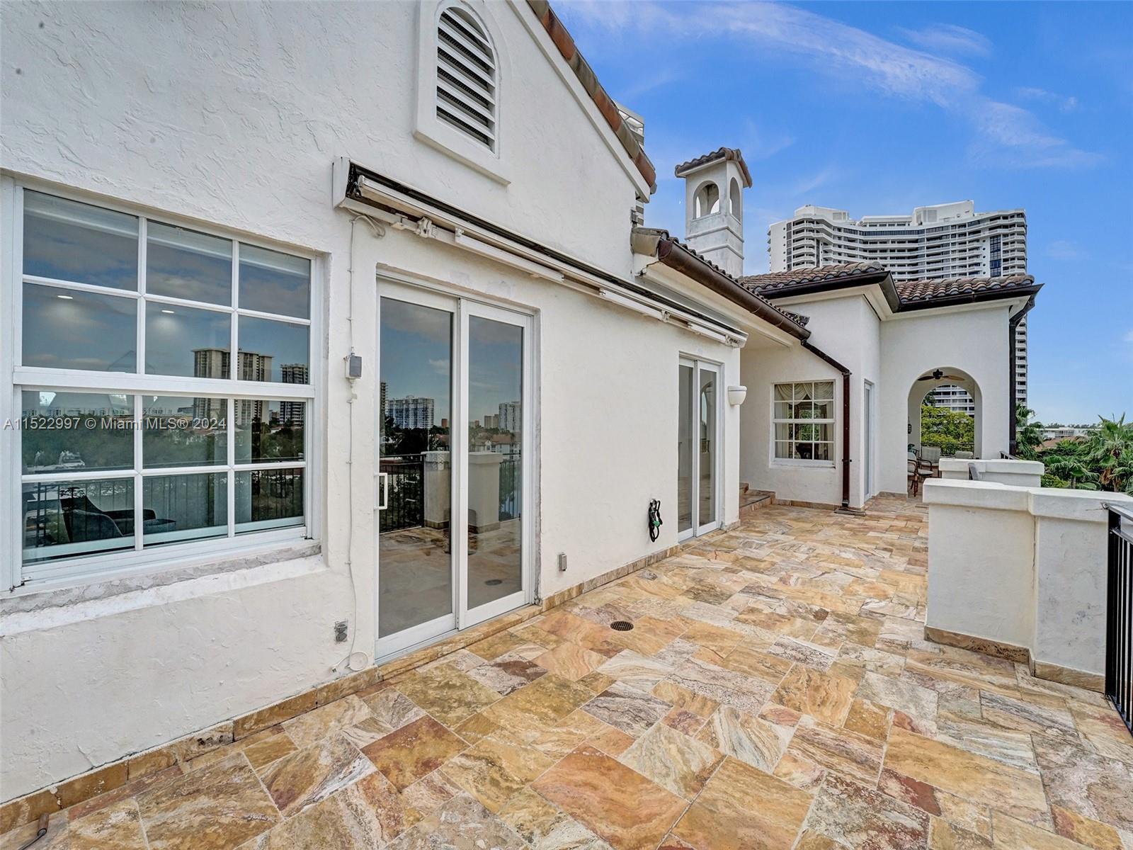 3500 Island Blvd, Aventura, FL, 33160 United States, 4 Bedrooms Bedrooms, ,5 BathroomsBathrooms,Residential,For Sale,Island Blvd,A11522997