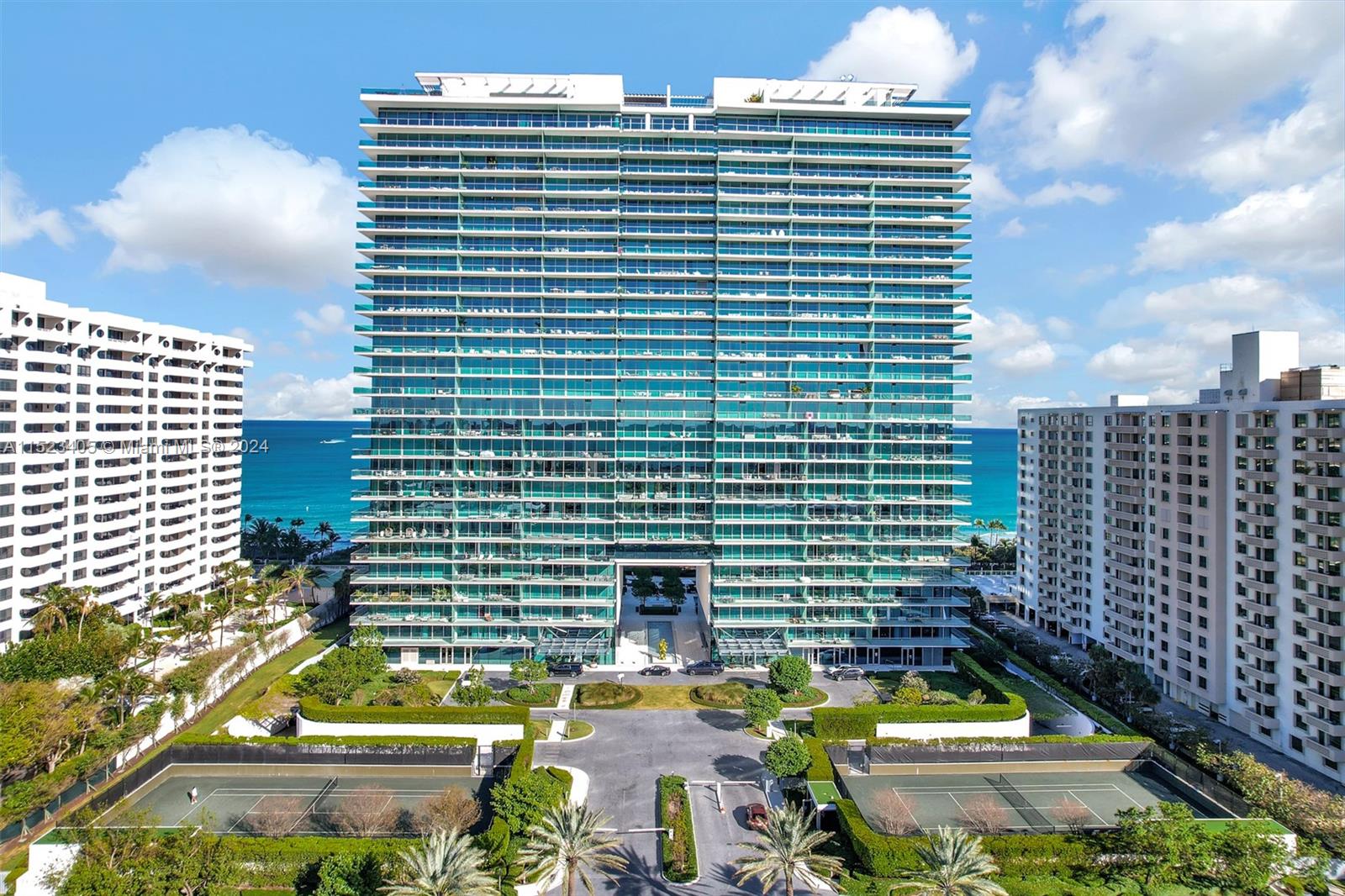 10201 Collins Ave, Bal Harbour, FL, 33154 United States, 2 Bedrooms Bedrooms, ,2 BathroomsBathrooms,Residential,For Sale,Collins Ave,A11523405
