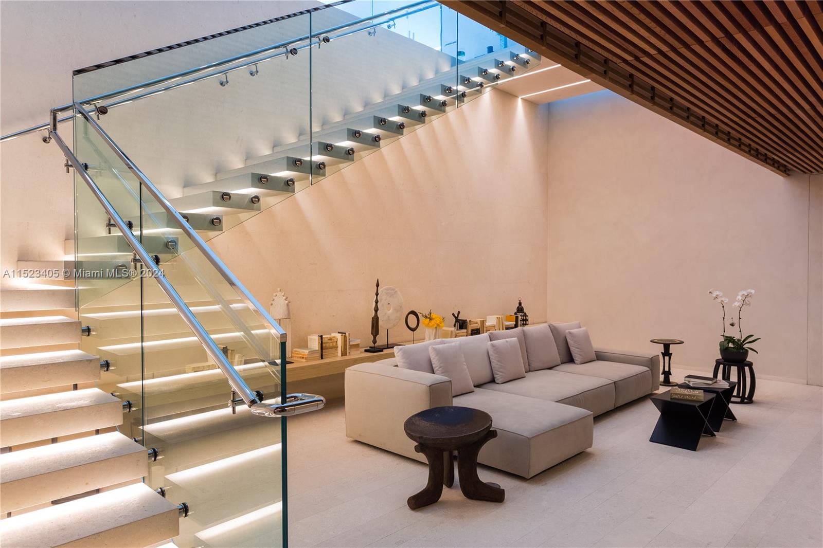 10201 Collins Ave, Bal Harbour, FL, 33154 United States, 2 Bedrooms Bedrooms, ,2 BathroomsBathrooms,Residential,For Sale,Collins Ave,A11523405