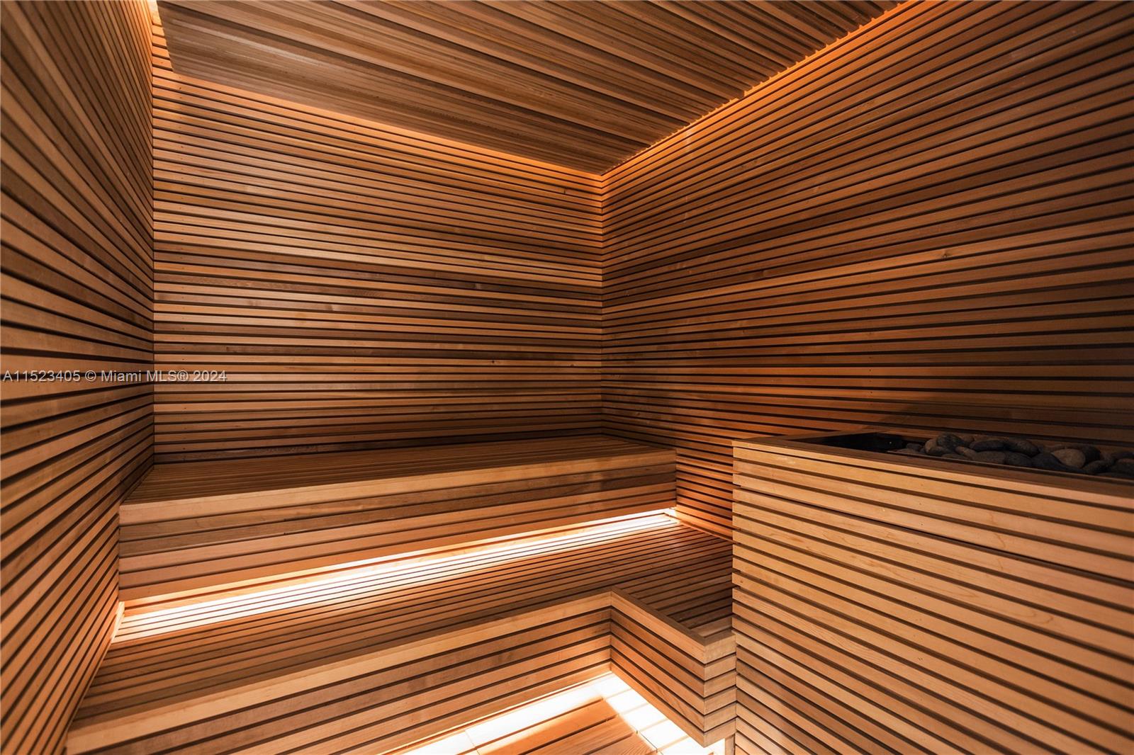 10201 Collins Ave, Bal Harbour, FL, 33154 United States, 2 Bedrooms Bedrooms, ,2 BathroomsBathrooms,Residential,For Sale,Collins Ave,A11523405