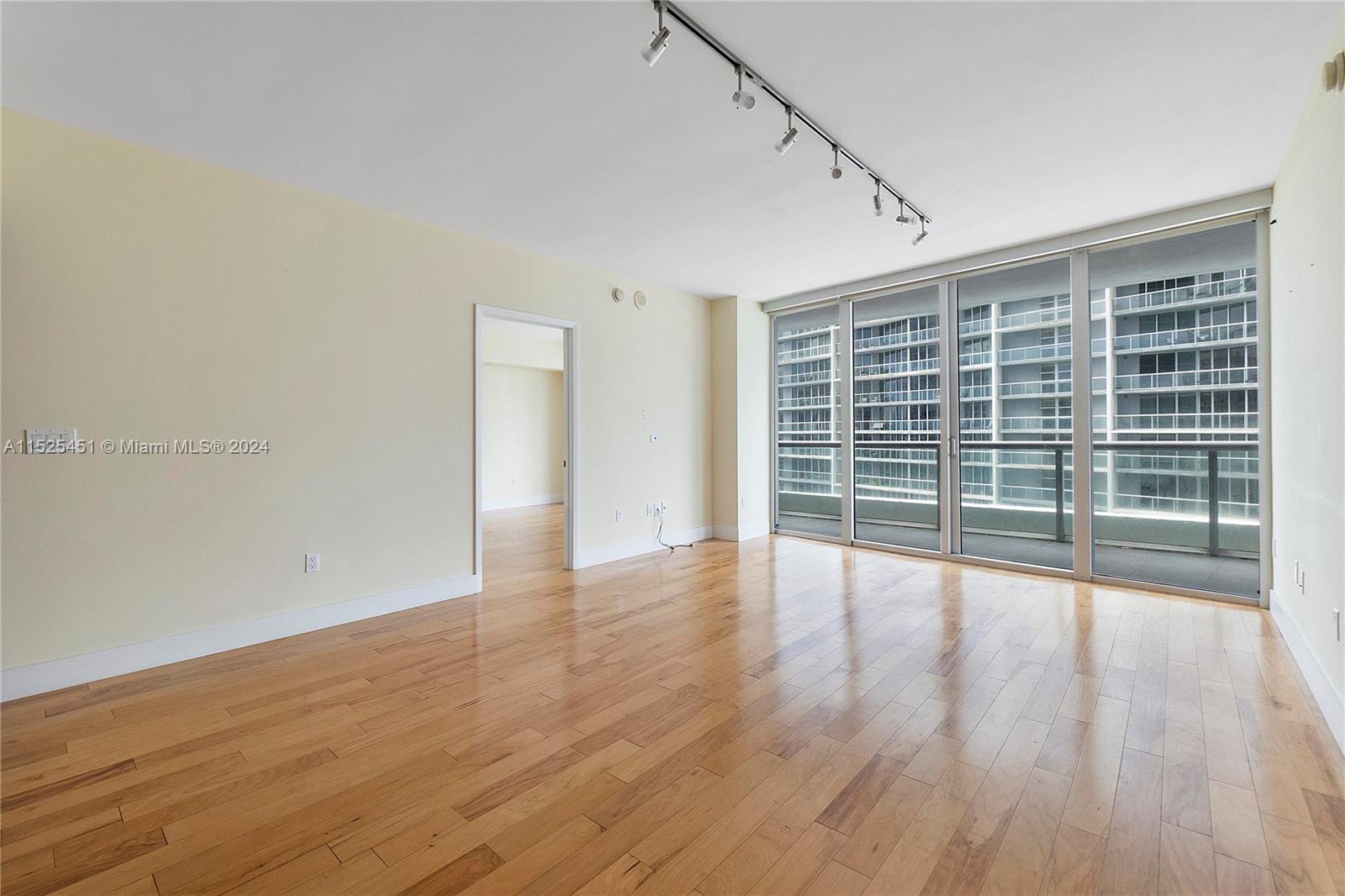 475 Brickell Ave 2909, Miami, Florida 33131, 2 Bedrooms Bedrooms, ,2 BathroomsBathrooms,Residentiallease,For Rent,475 Brickell Ave 2909,A11525451