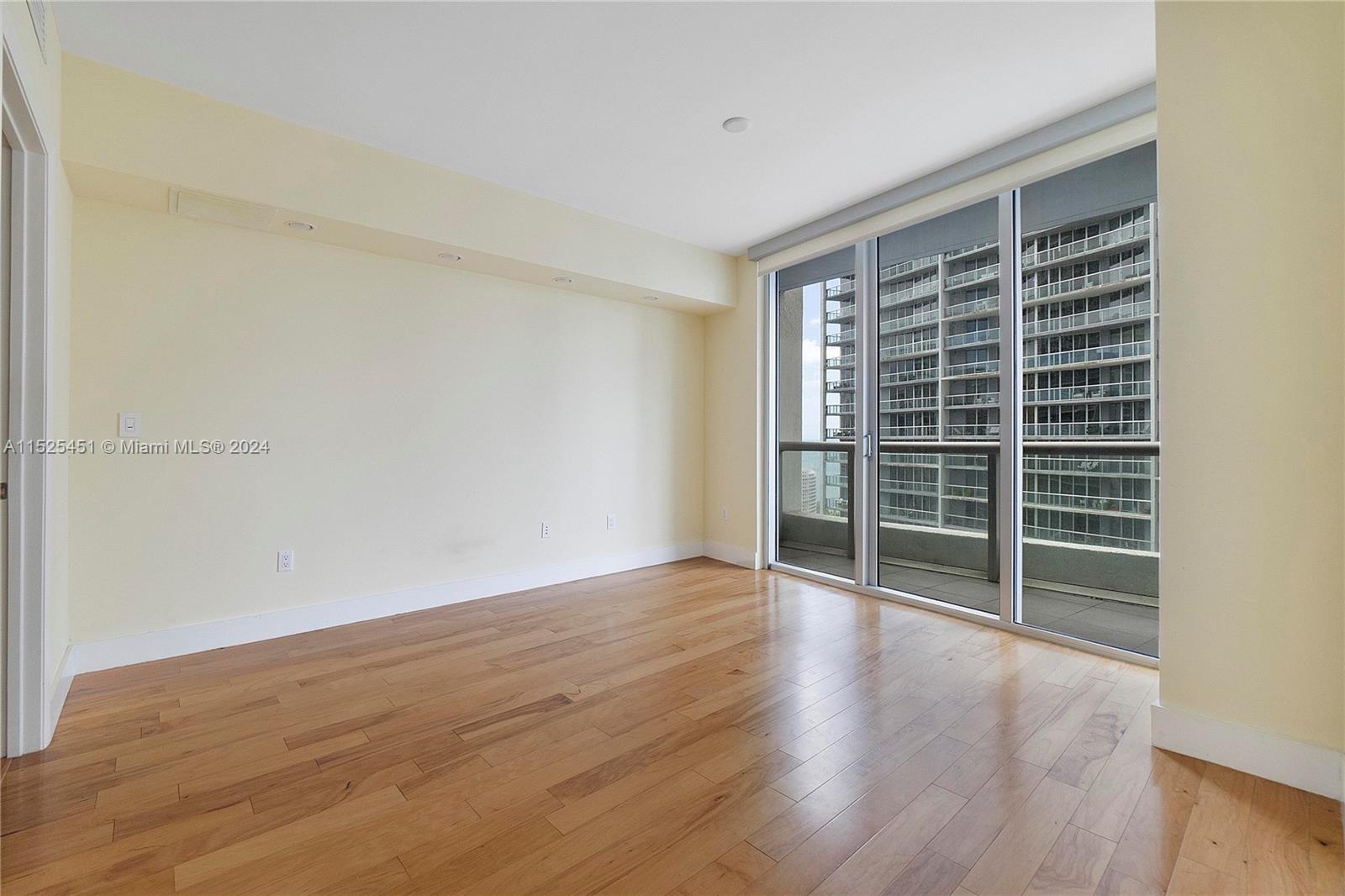 475 Brickell Ave 2909, Miami, Florida 33131, 2 Bedrooms Bedrooms, ,2 BathroomsBathrooms,Residentiallease,For Rent,475 Brickell Ave 2909,A11525451