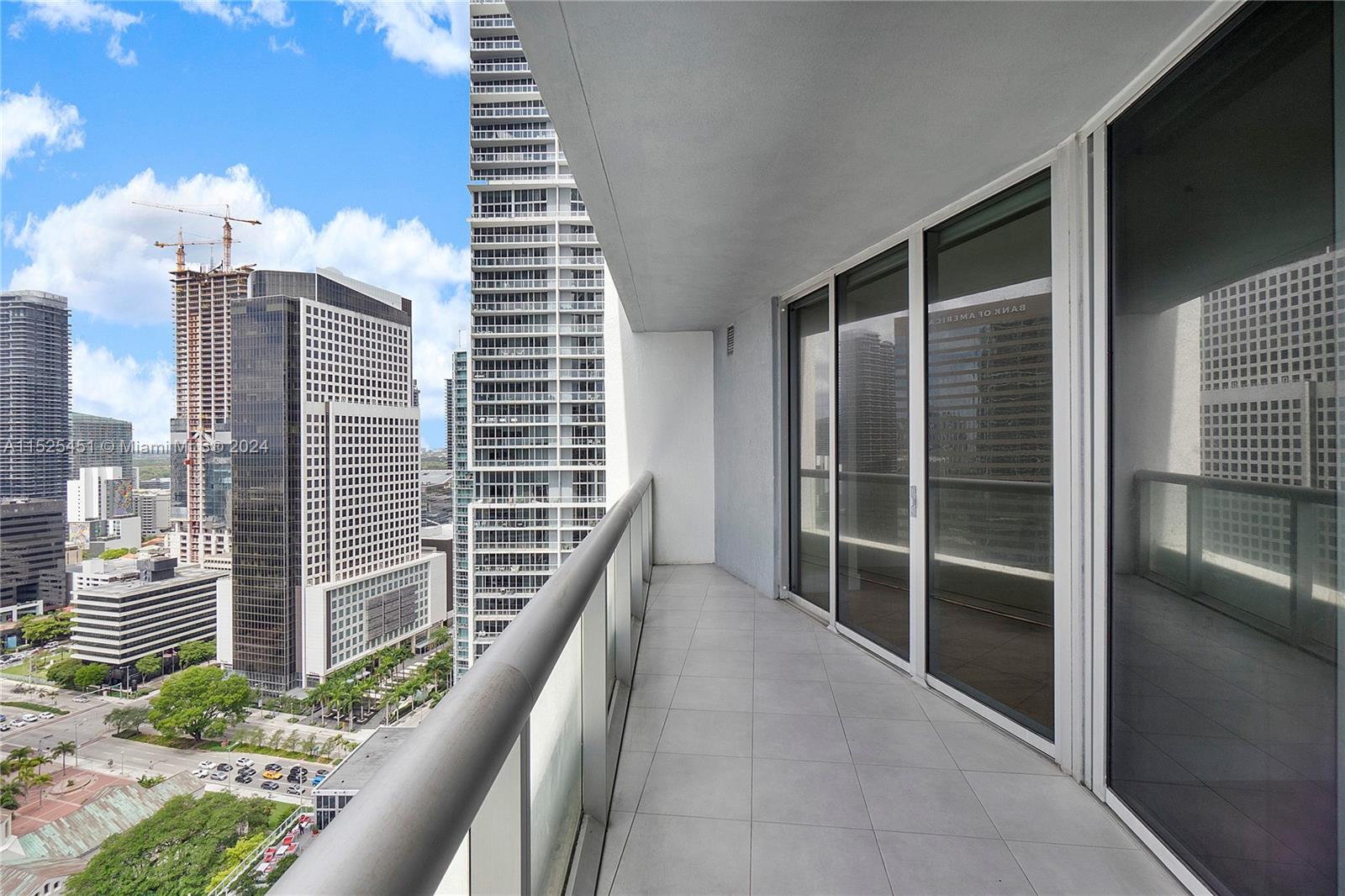 475 Brickell Ave 2909, Miami, Florida 33131, 2 Bedrooms Bedrooms, ,2 BathroomsBathrooms,Residentiallease,For Rent,475 Brickell Ave 2909,A11525451