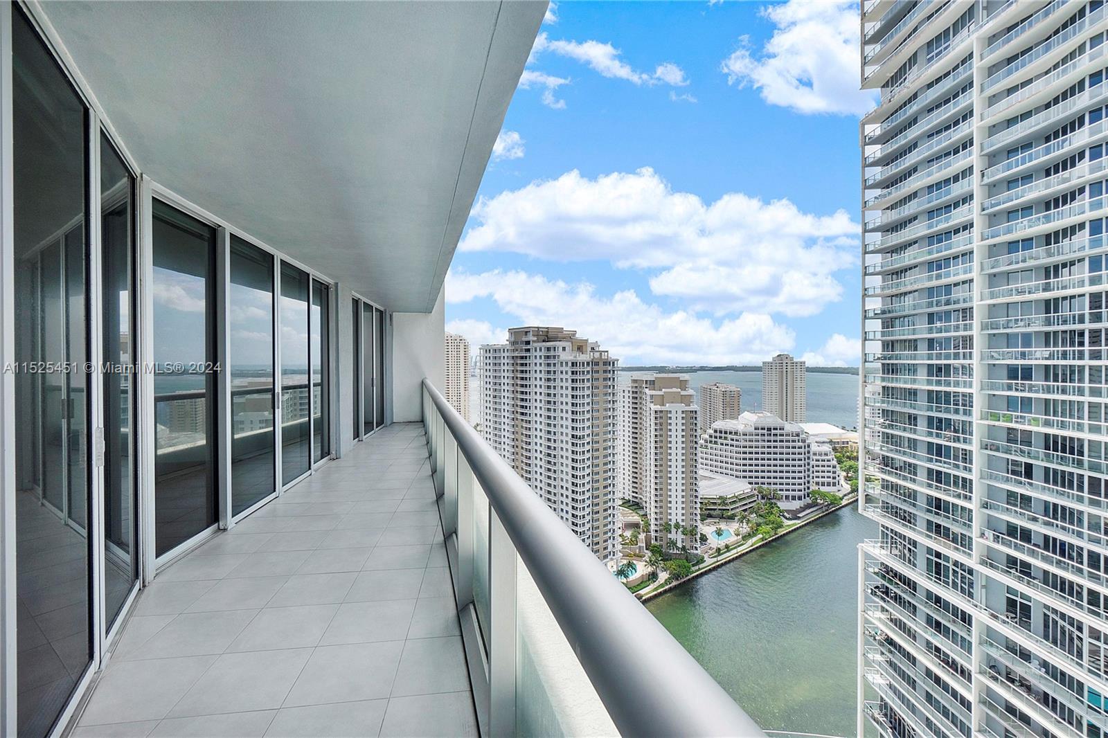 475 Brickell Ave 2909, Miami, Florida 33131, 2 Bedrooms Bedrooms, ,2 BathroomsBathrooms,Residentiallease,For Rent,475 Brickell Ave 2909,A11525451