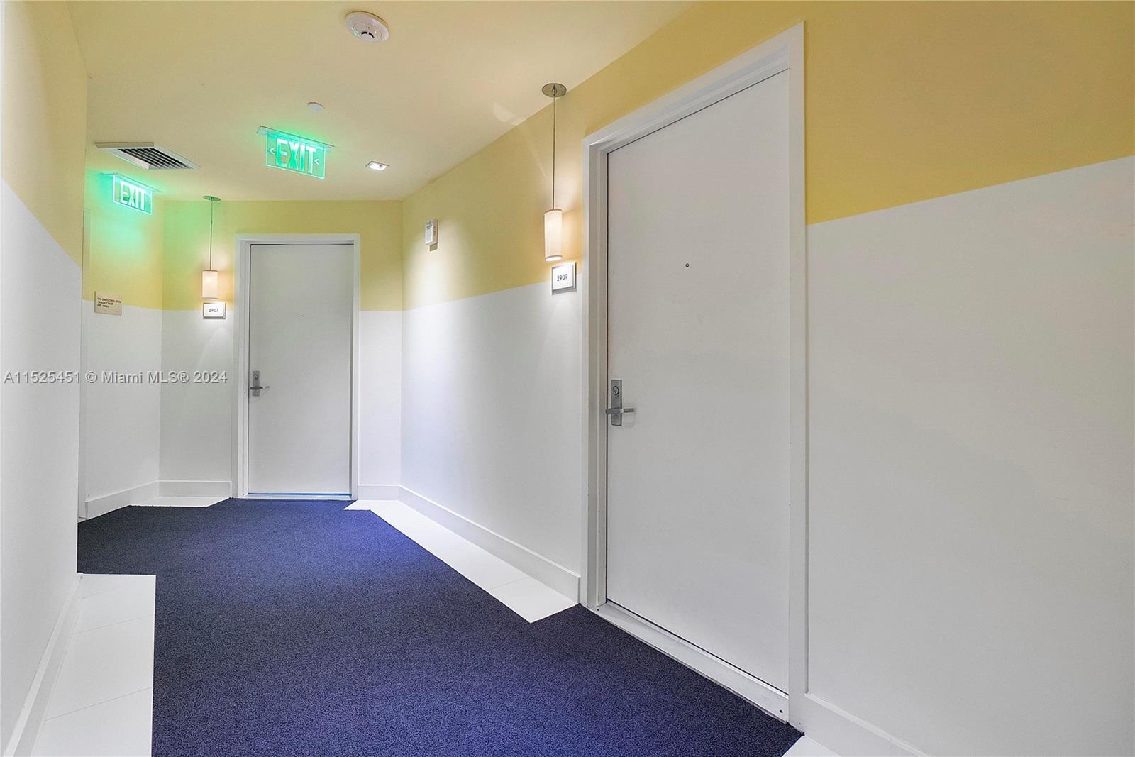 475 Brickell Ave 2909, Miami, Florida 33131, 2 Bedrooms Bedrooms, ,2 BathroomsBathrooms,Residentiallease,For Rent,475 Brickell Ave 2909,A11525451